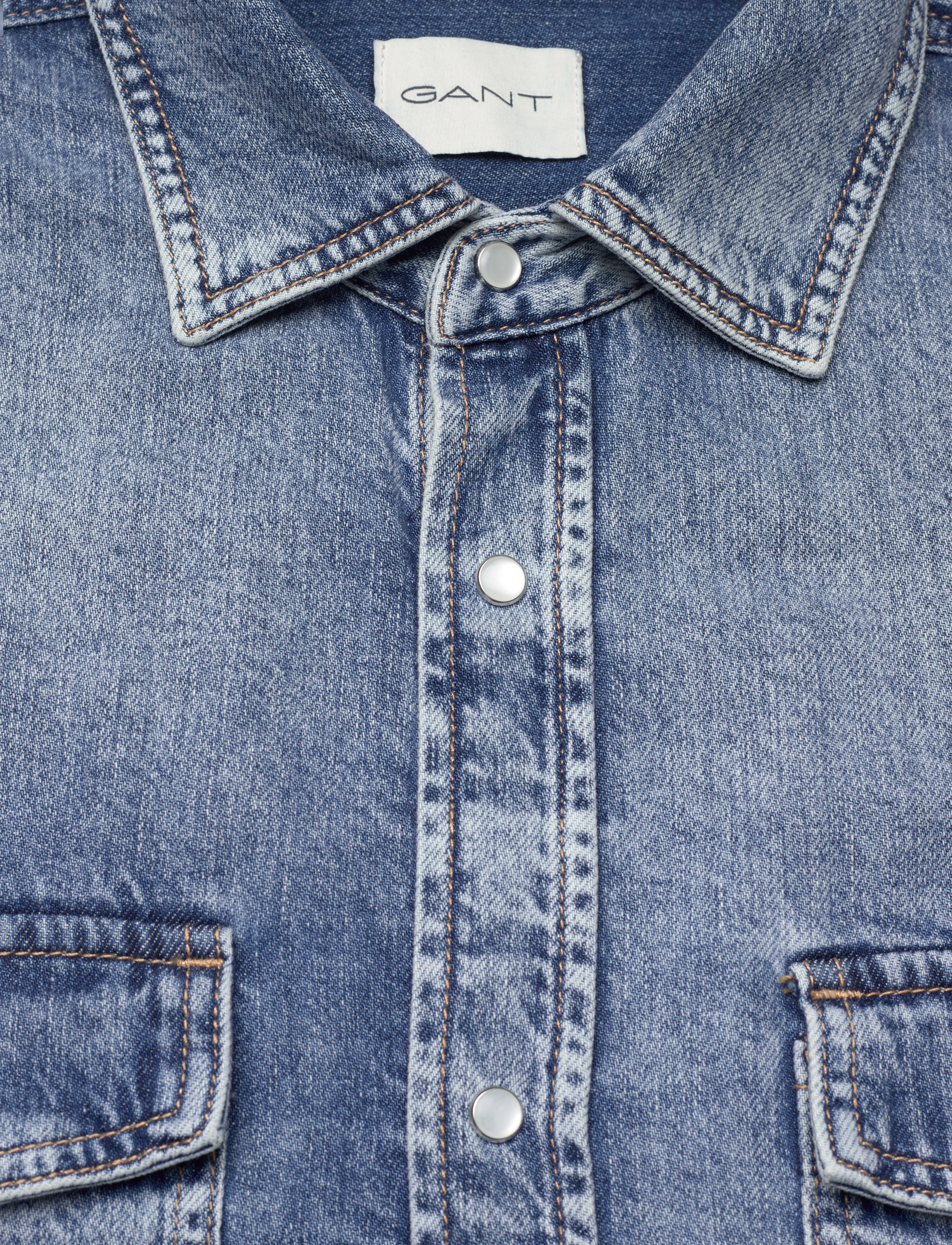 GANT - OS DENIM SHIRT - light blue worn in - 2