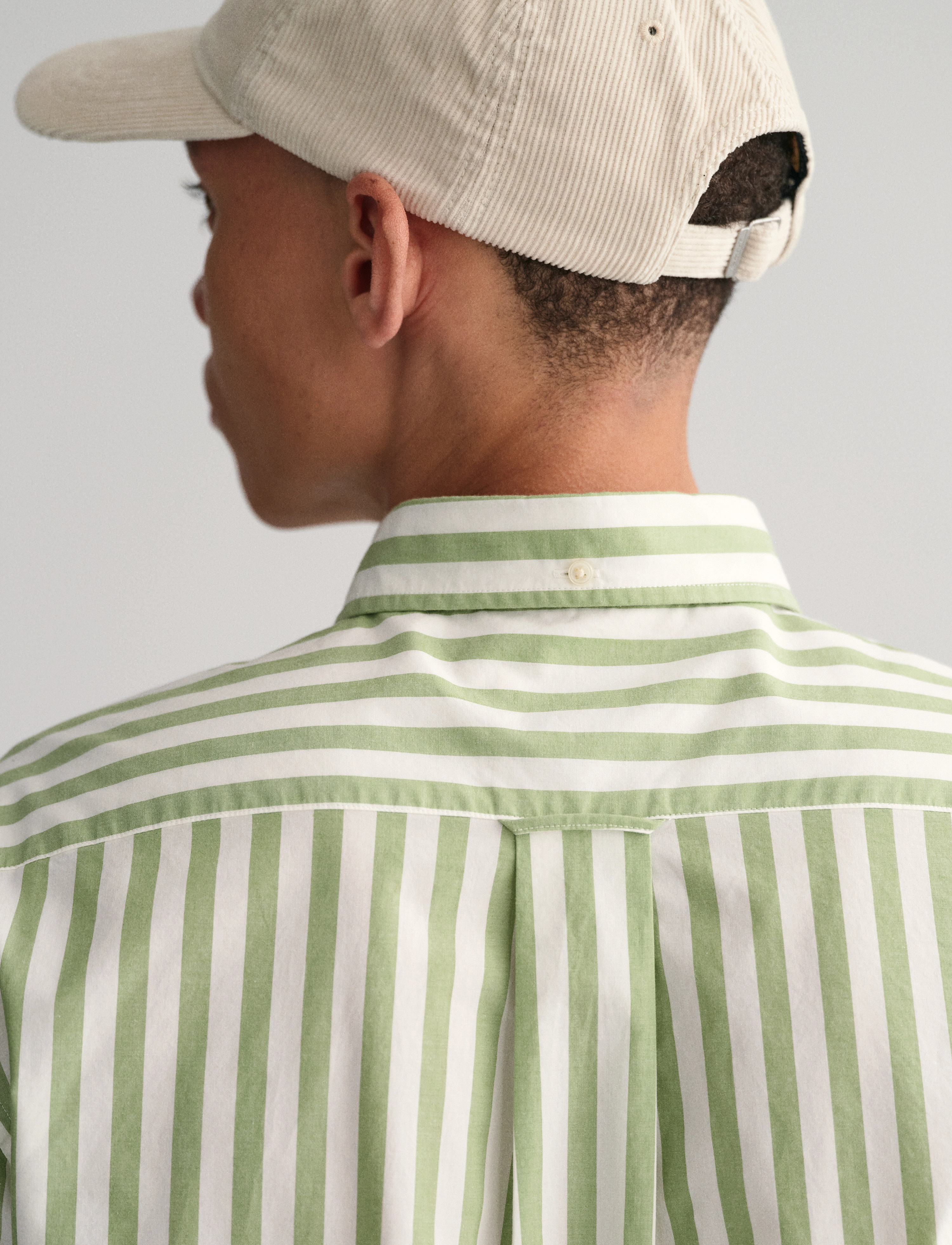 GANT - REG POPLIN STRIPE SHIRT - foliage green - 4