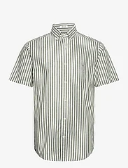 GANT - REG COTTON LINEN STRIPE SS SHIRT - linen shirts - pine green - 0