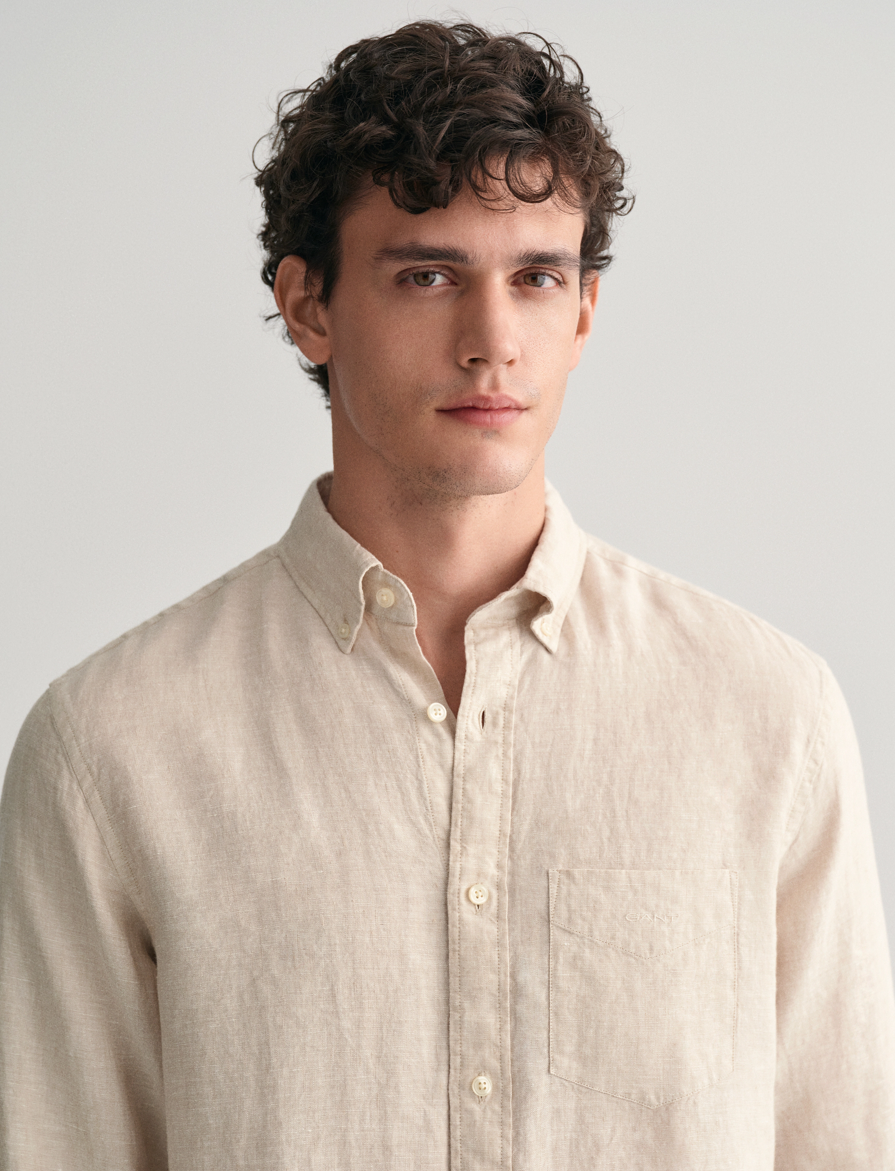 GANT - REG LINEN SHIRT - dry sand - 4