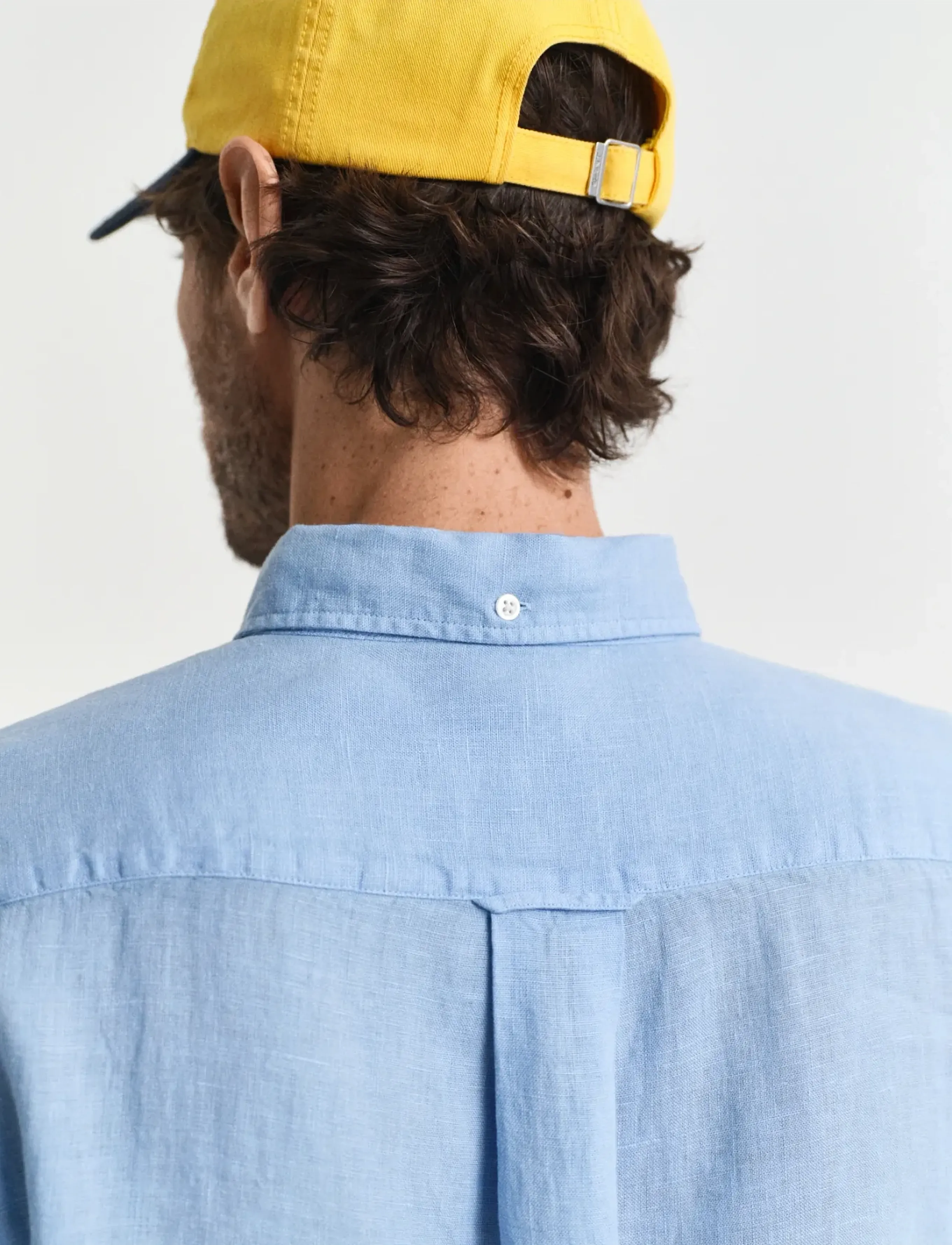 Gant - REG GMNT DYED LINEN SHIRT - hørskjorter - capri blue - 4