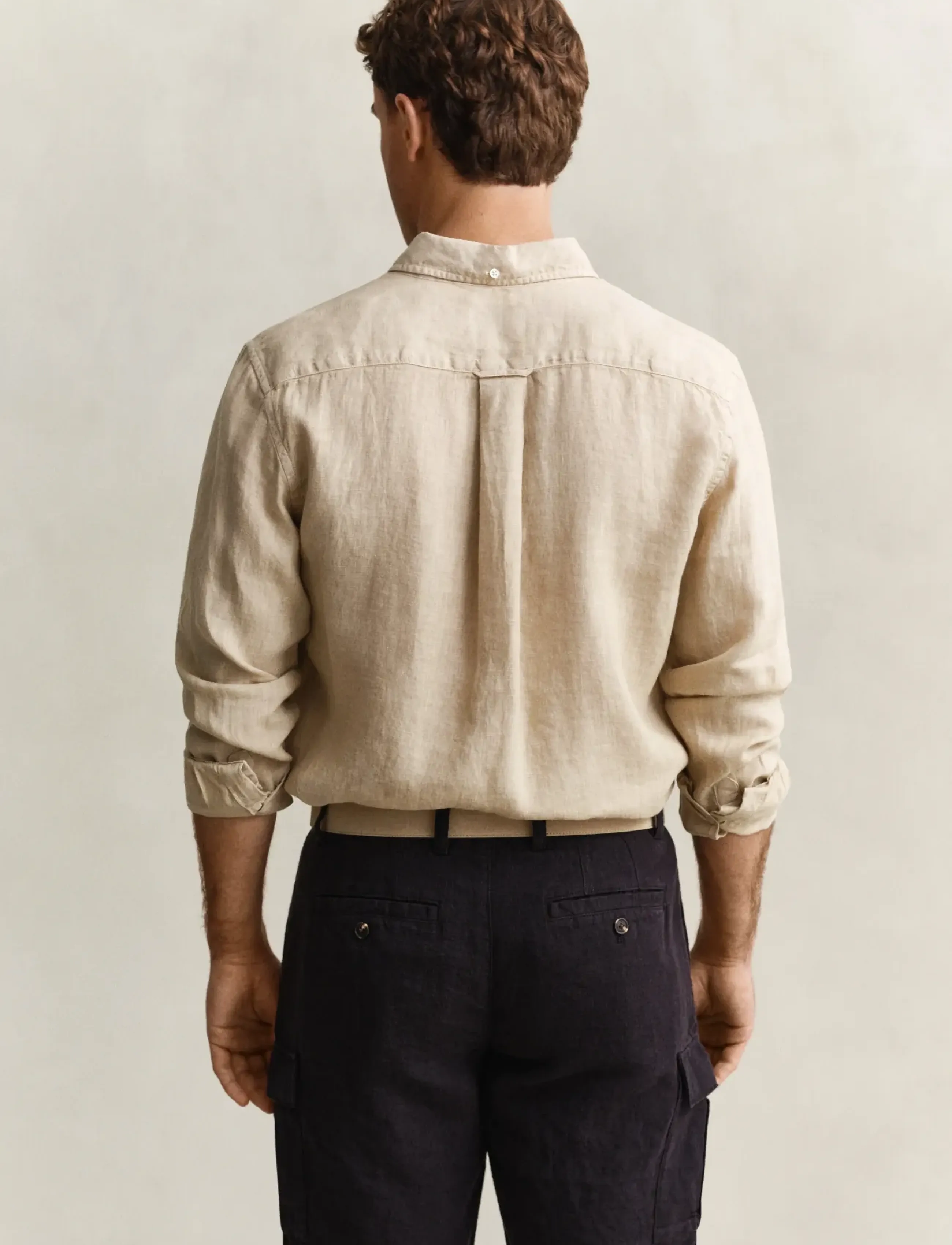 Gant - REG GMNT DYED LINEN SHIRT - hørskjorter - oat beige - 2