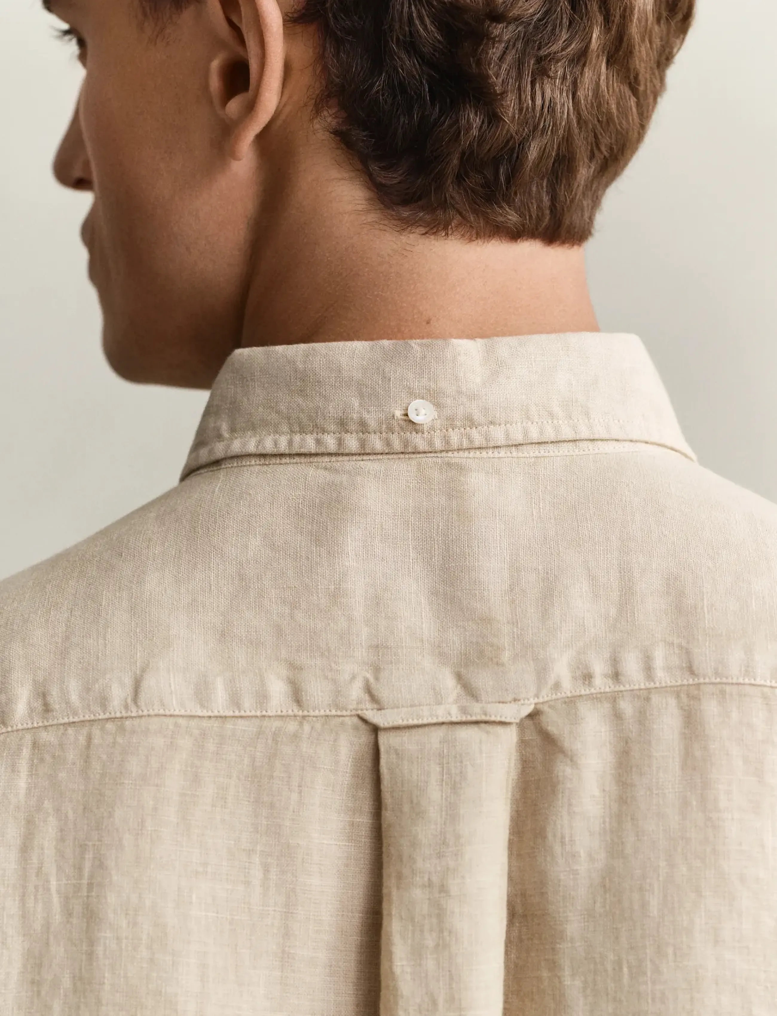 Gant - REG GMNT DYED LINEN SHIRT - hørskjorter - oat beige - 3
