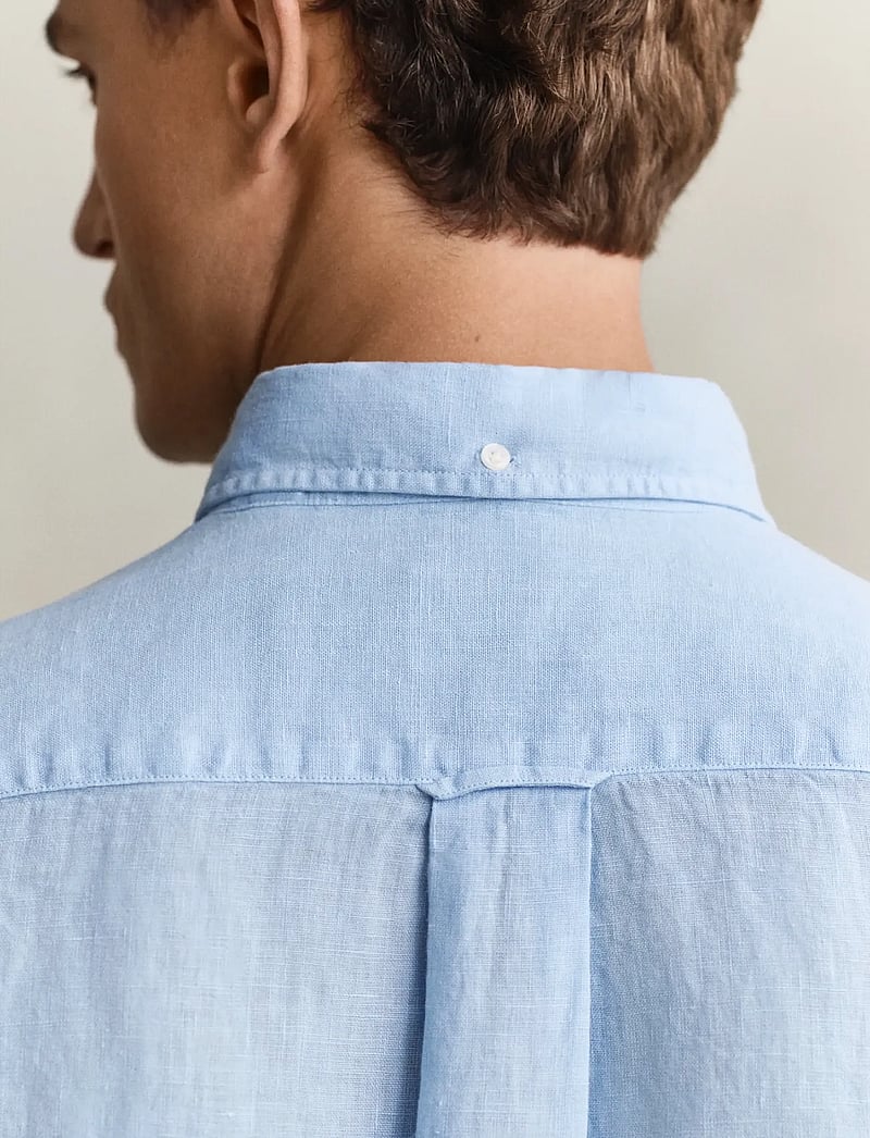 GANT - REG GMNT DYED LINEN SHIRT - hørskjorter - sky blue - 3