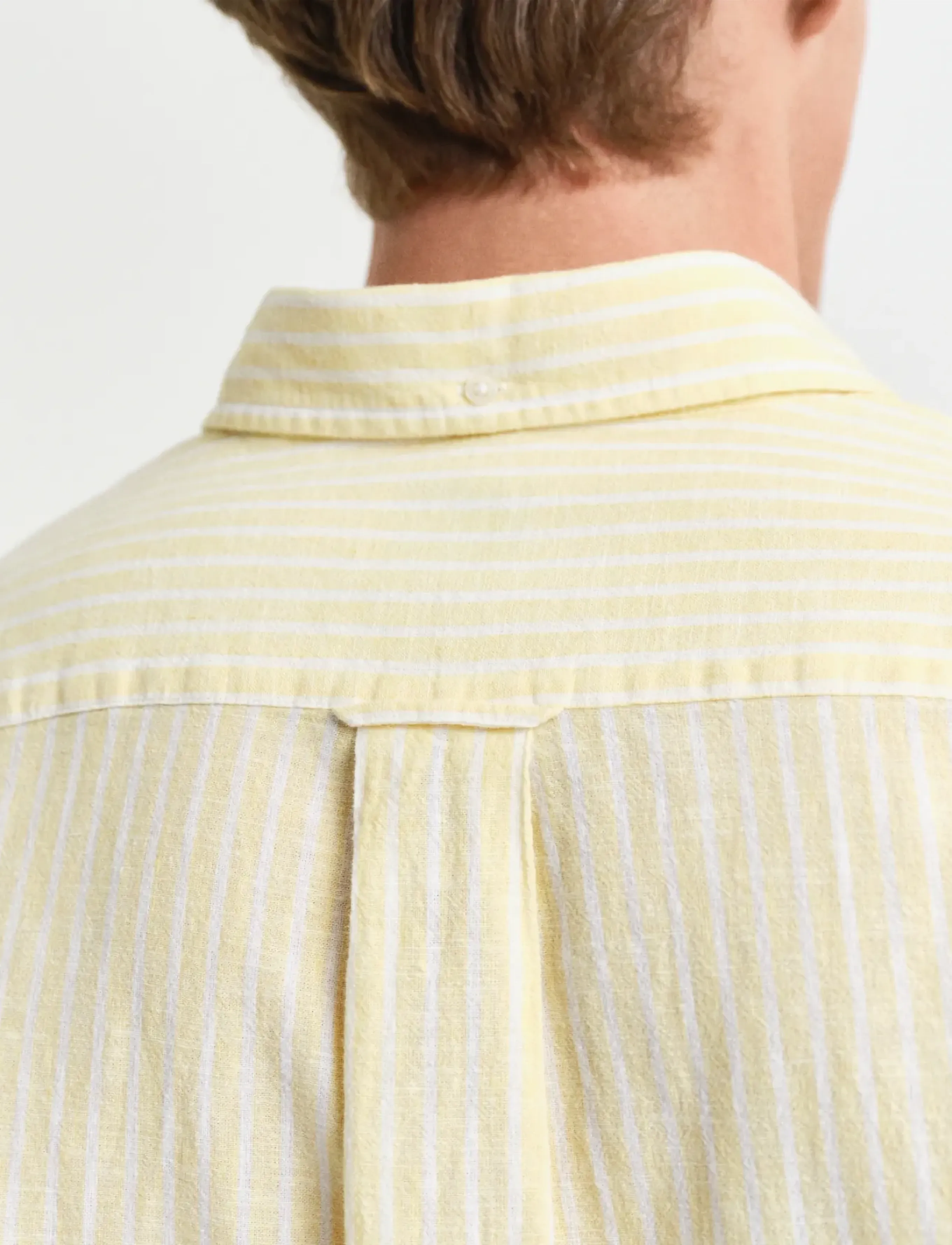 Gant - REG COTTON LINEN STRIPE SS SHIRT - lininiai marškiniai - banana yellow - 4