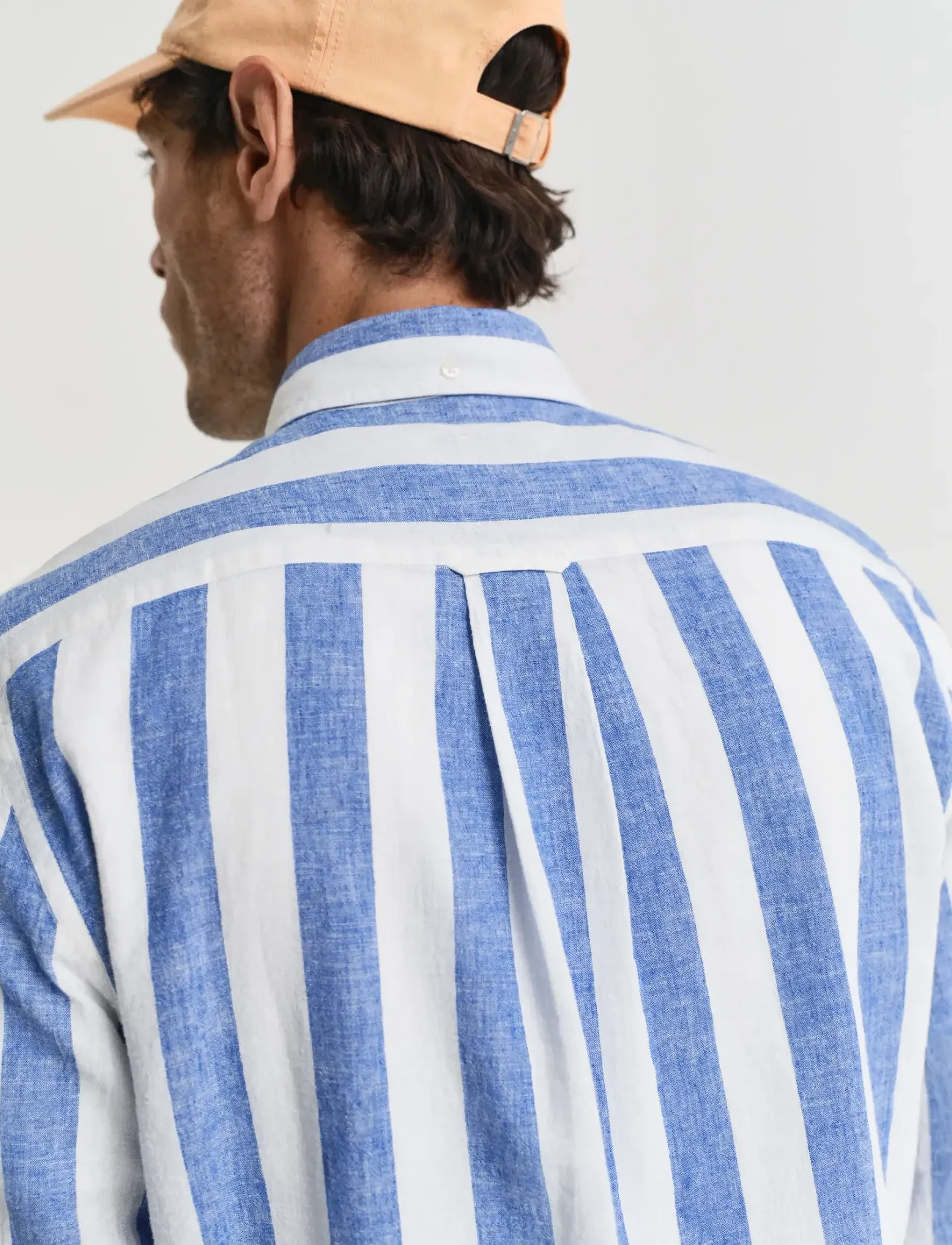 Gant - REG COTTON LINEN BOLD STRIPE SHIRT - gestreifte hemden - rich blue - 4