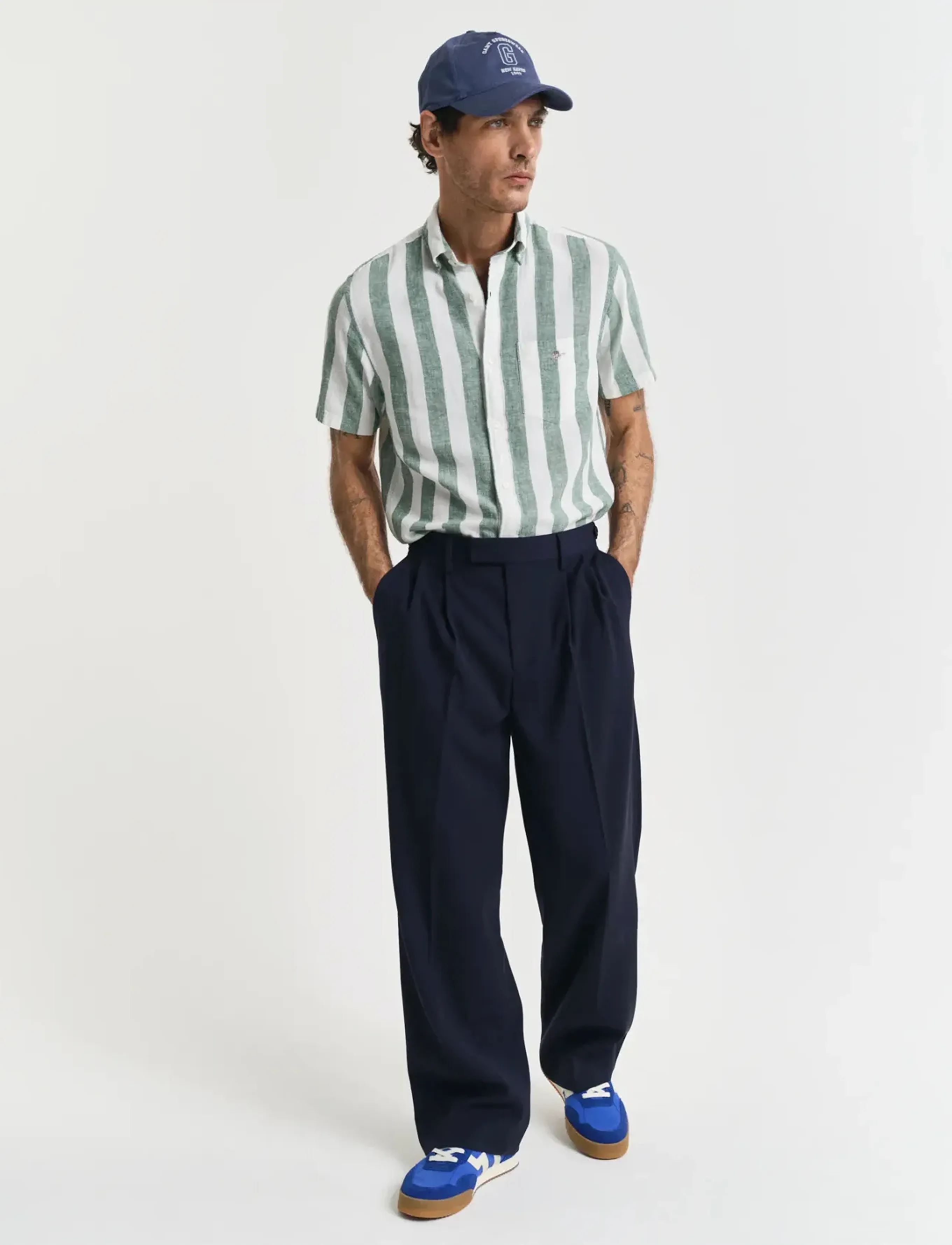 Gant - REG COTTON LINEN STRIPE SS SHIRT - woody green - 5