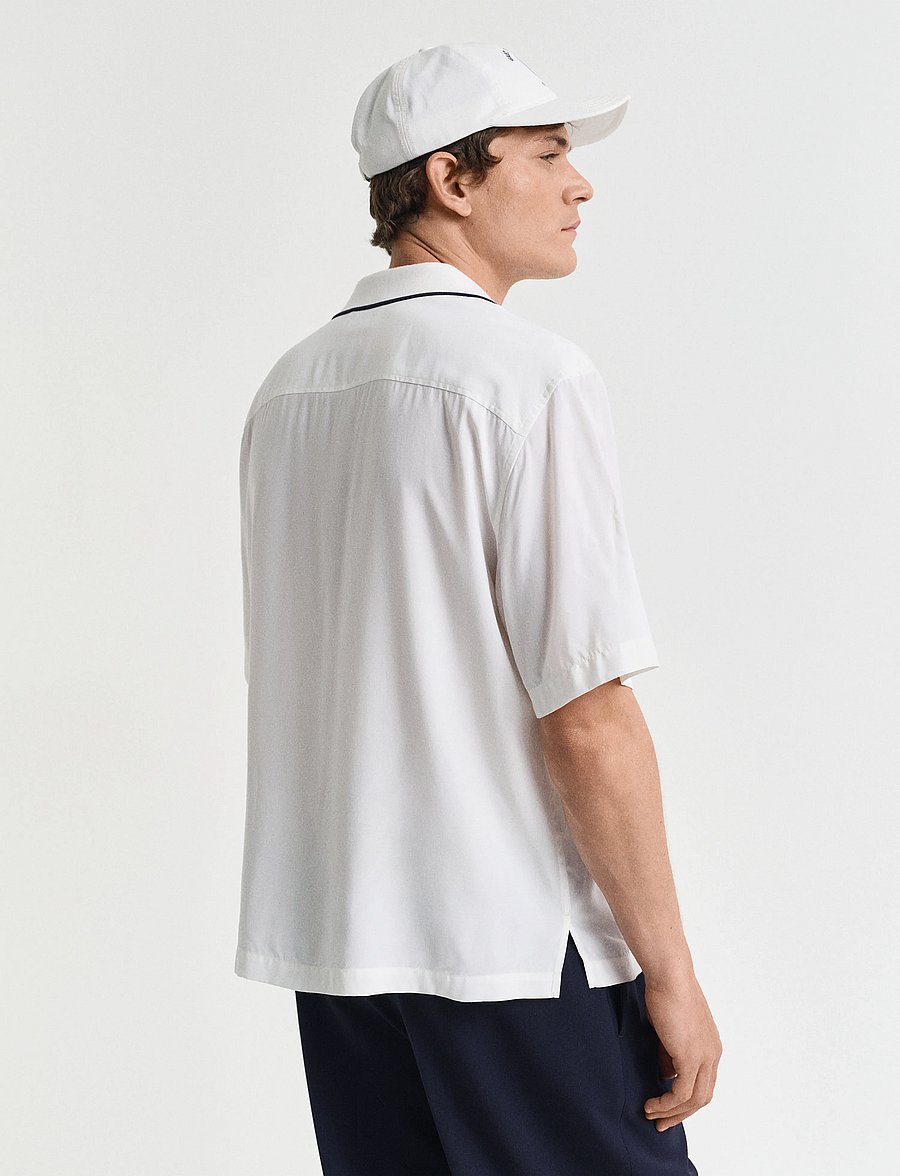 Gant - REL VISCOSE SS SHIRT - lühikeste varrukatega särgid - eggshell - 2