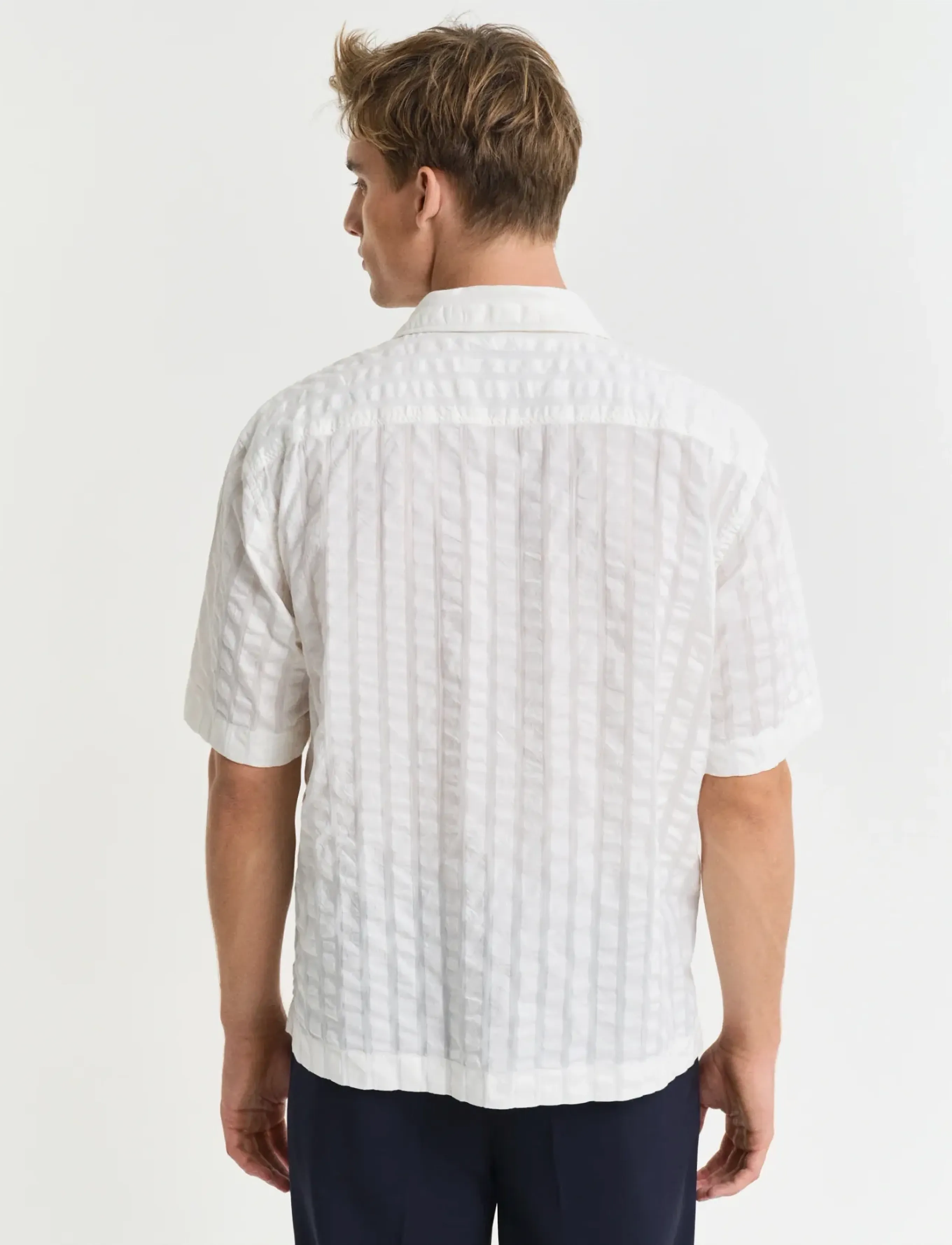 Gant - REL SEERSUCKER RESORT SHIRT - kurzarmhemden - eggshell - 3