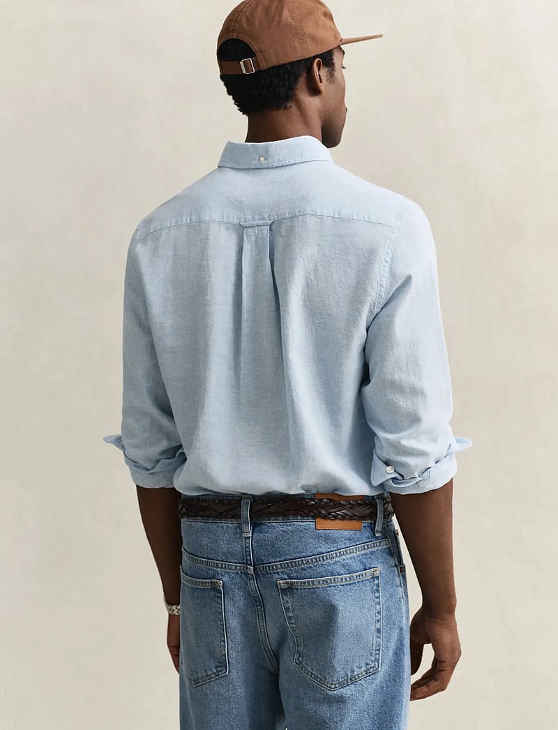 GANT - REG COTTON LINEN SHIRT - hørskjorter - sky blue - 2