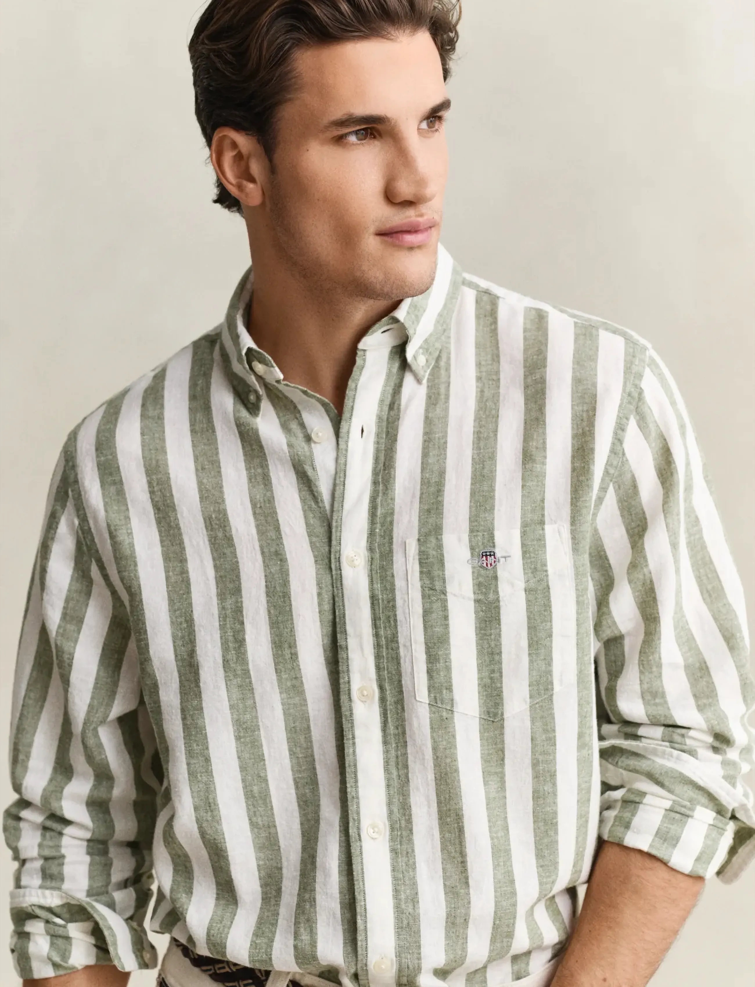 Gant - REG COTTON LINEN STRIPE SHIRT - triibulised särgid - dry herb green - 3