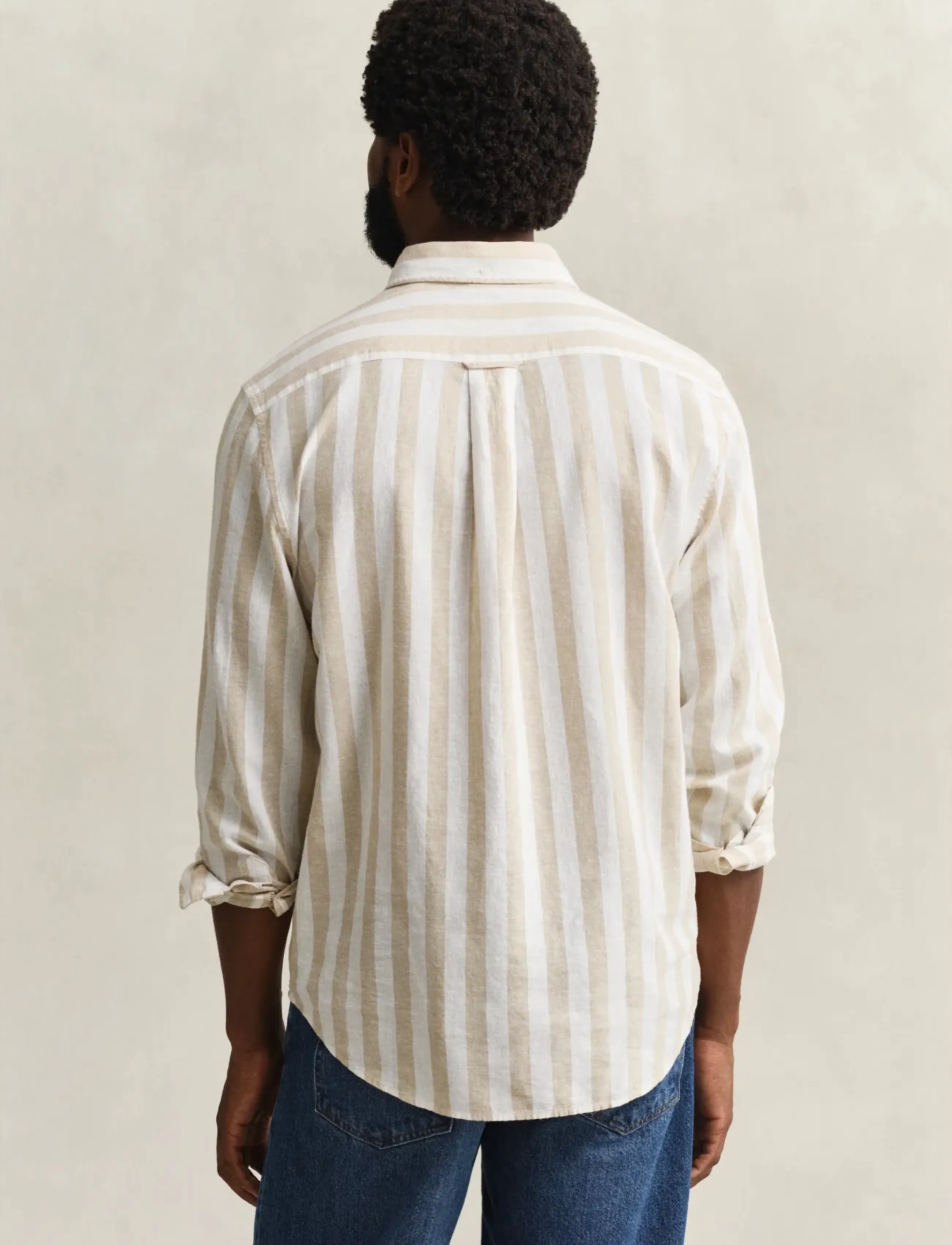 Gant - REG COTTON LINEN STRIPE SHIRT - stribede skjorter - oat beige - 2