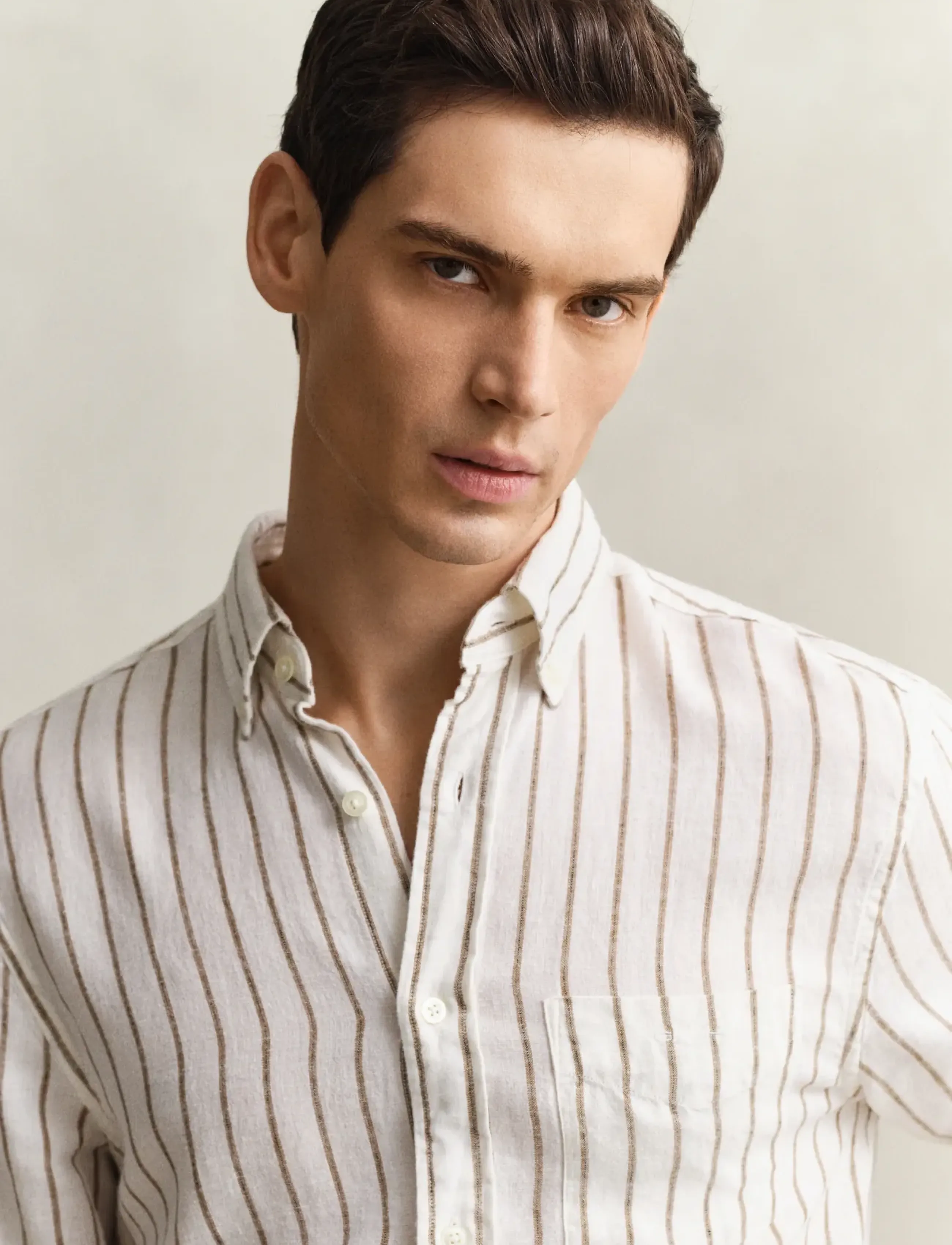 Gant - REG LINEN VISCOSE STRIPE SHIRT - stribede skjorter - cream - 3