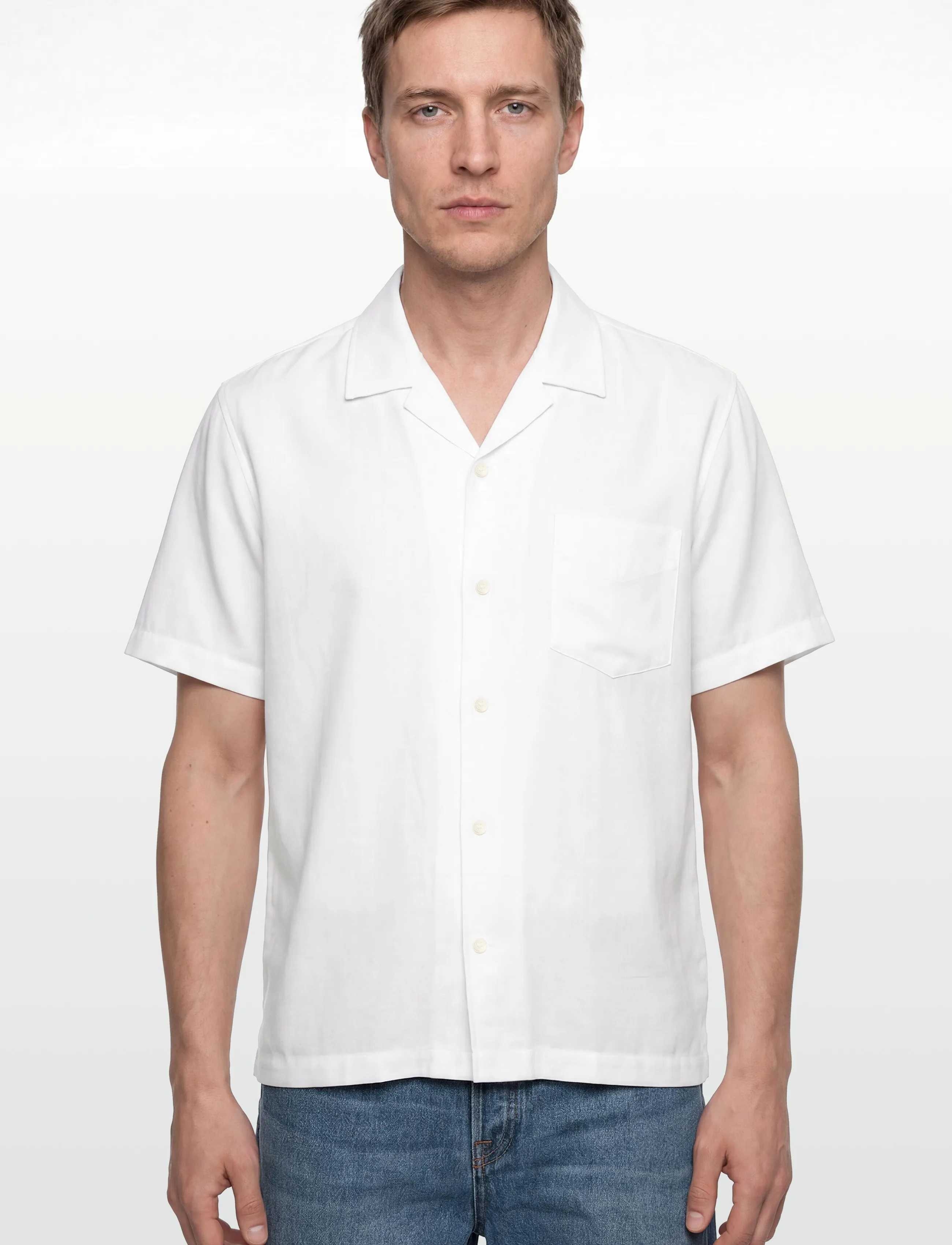 Gant - REG LYOCELL CAMP COLLAR - kurzarmhemden - white - 3