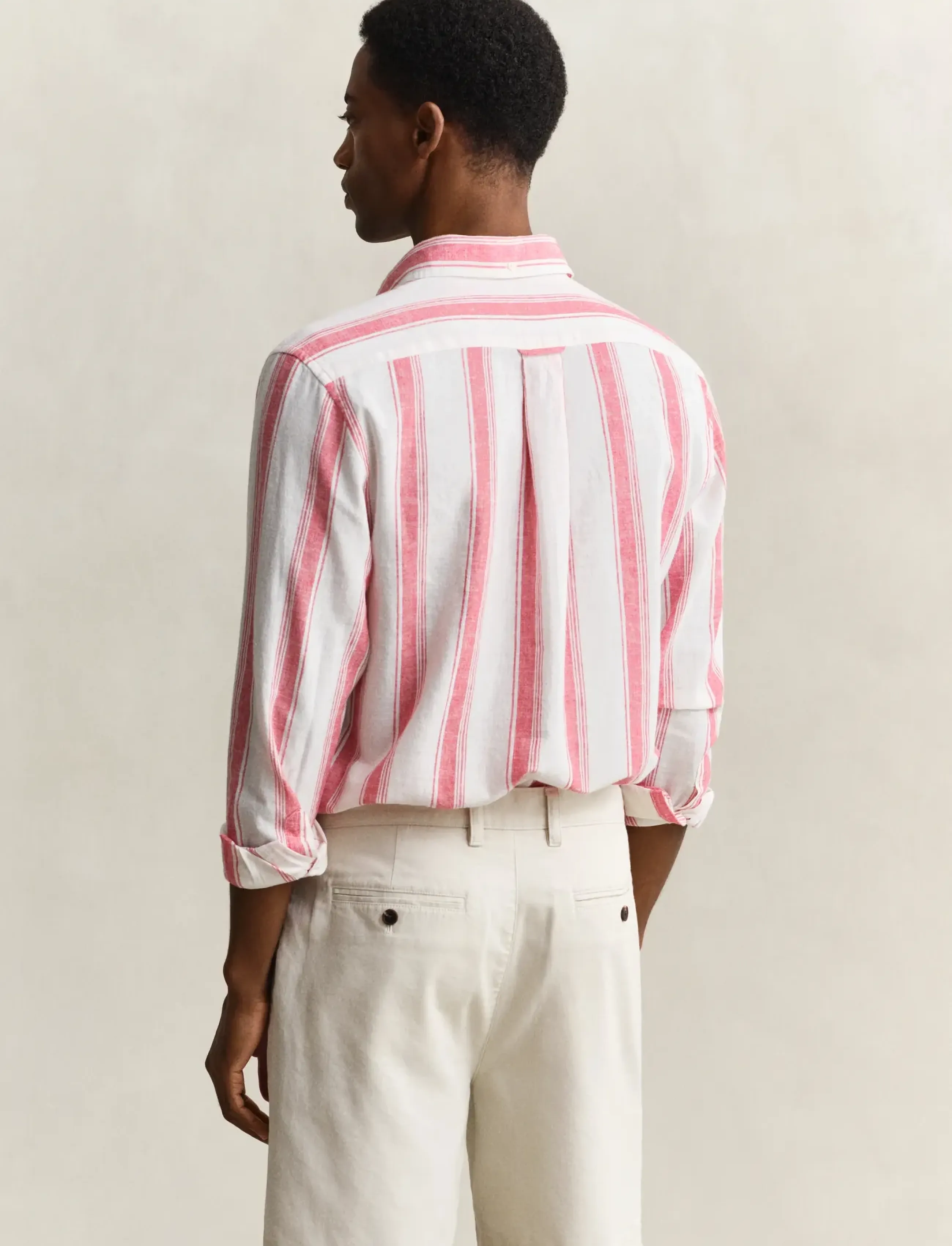 Gant - REG COTTON LINEN STRIPE SHIRT - hørskjorter - rose red - 2