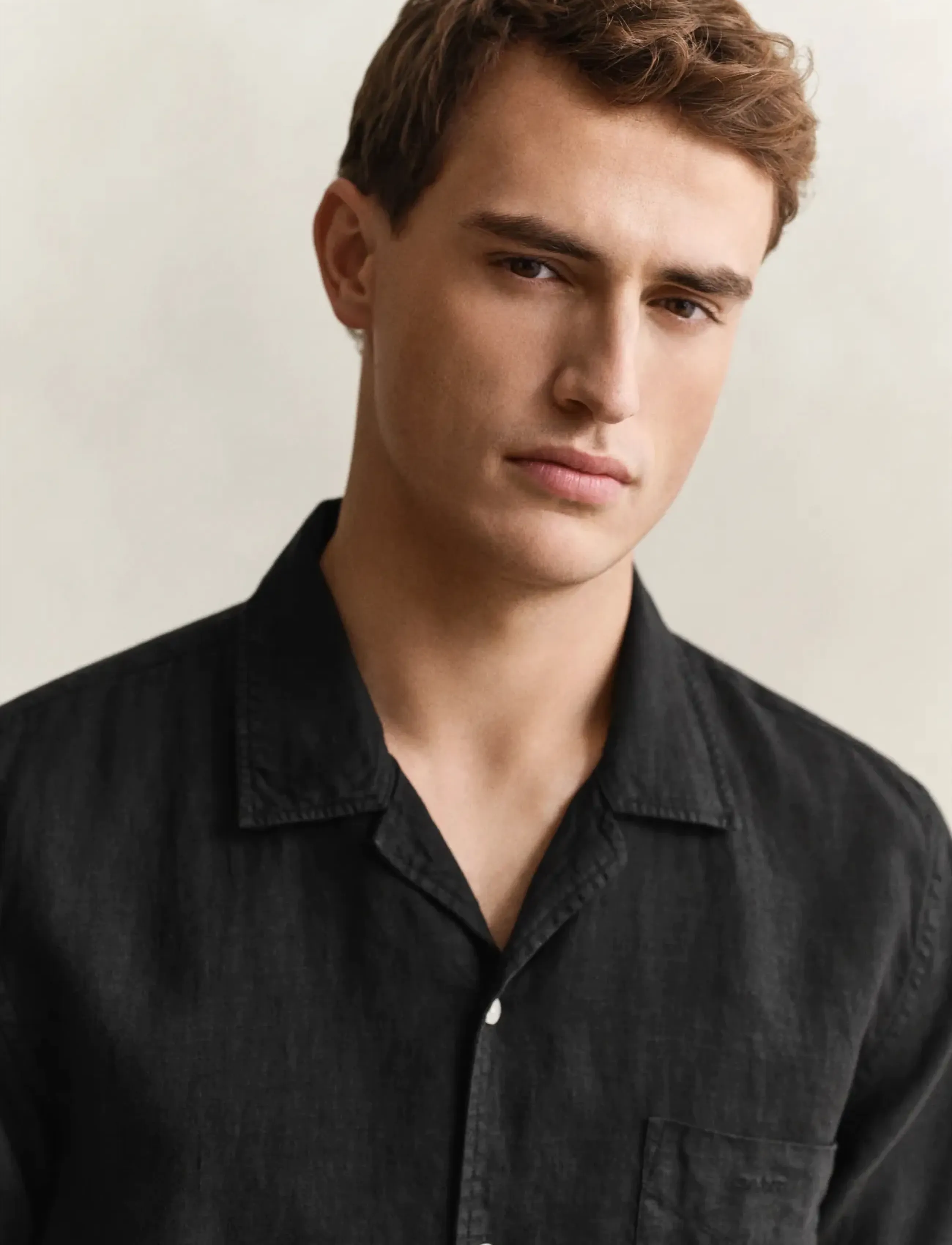 Gant - REG GMNT DYED LINEN SS CAMP SHIRT - lühikeste varrukatega särgid - black - 3