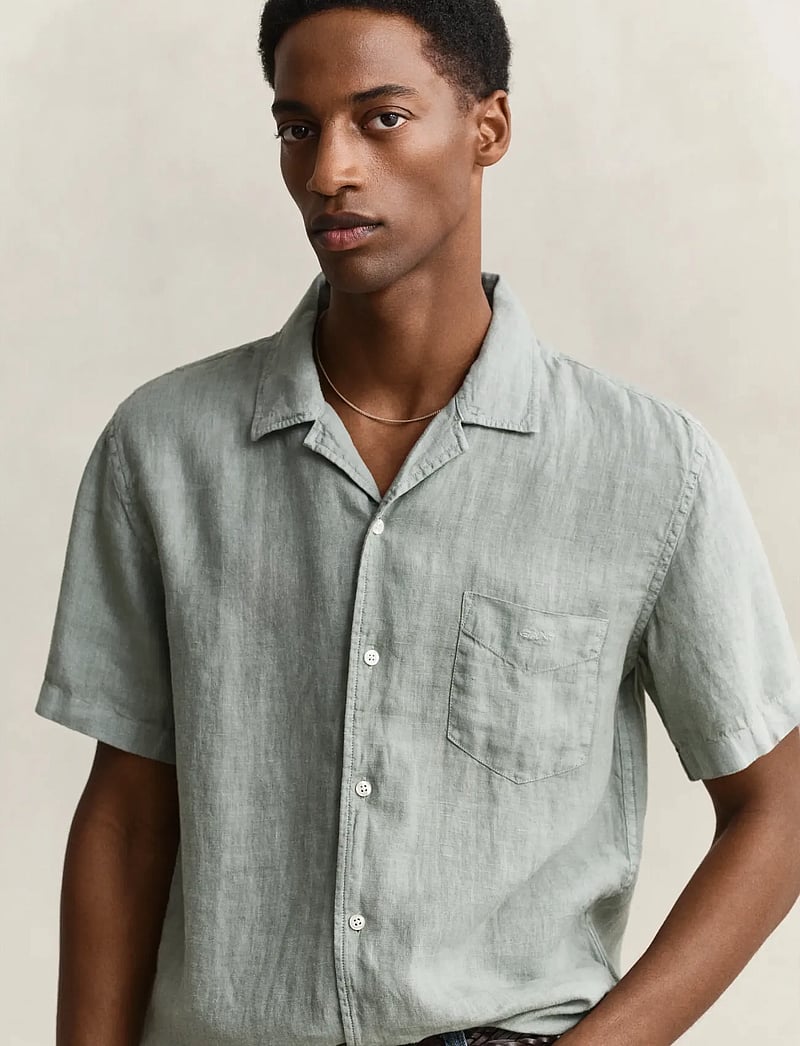 GANT - REG GMNT DYED LINEN SS CAMP SHIRT - kurzarmhemden - ceramic grey - 3