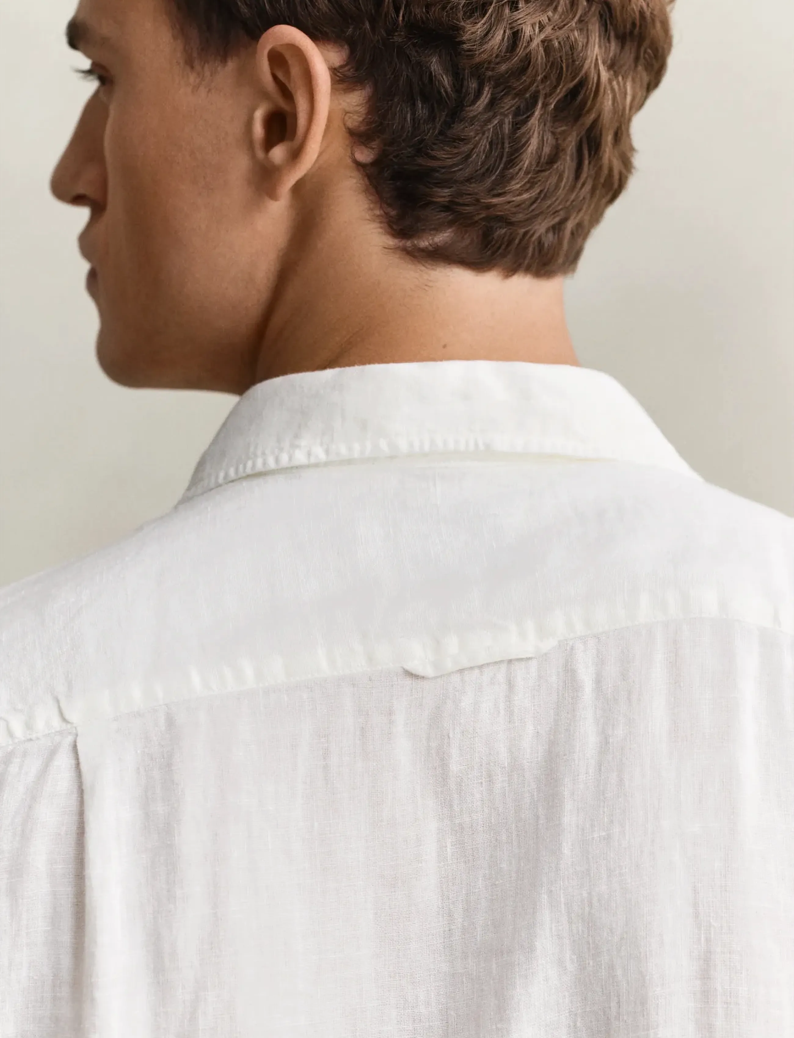 Gant - REG GMNT DYED LINEN SS CAMP SHIRT - kortærmede skjorter - white - 3