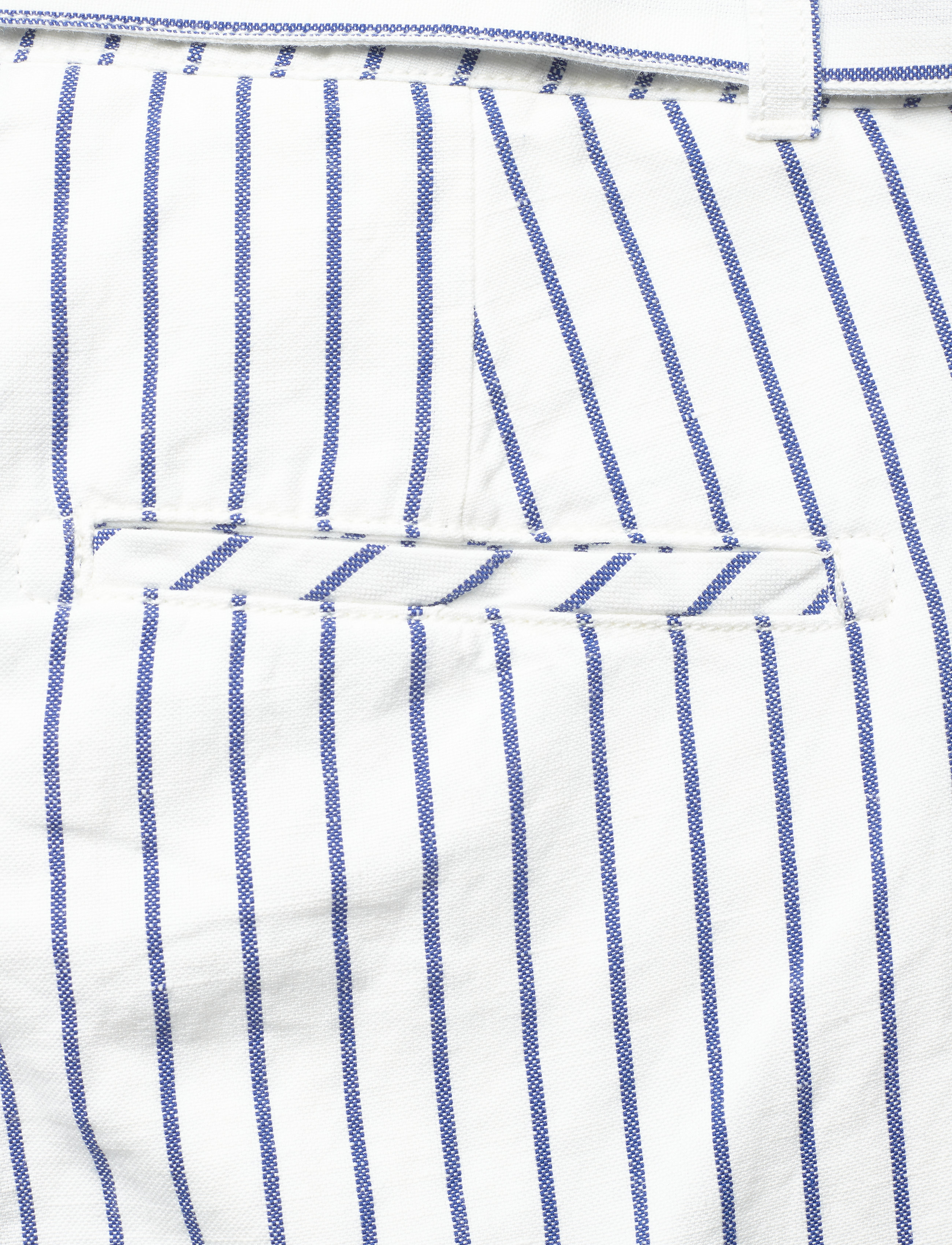 GANT - O2. STRIPED LINEN SHORTS - eggshell - 4