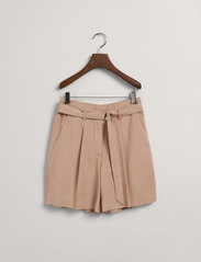 GANT - RELAXED BELTED SHORTS - casual shorts - horn beige - 2