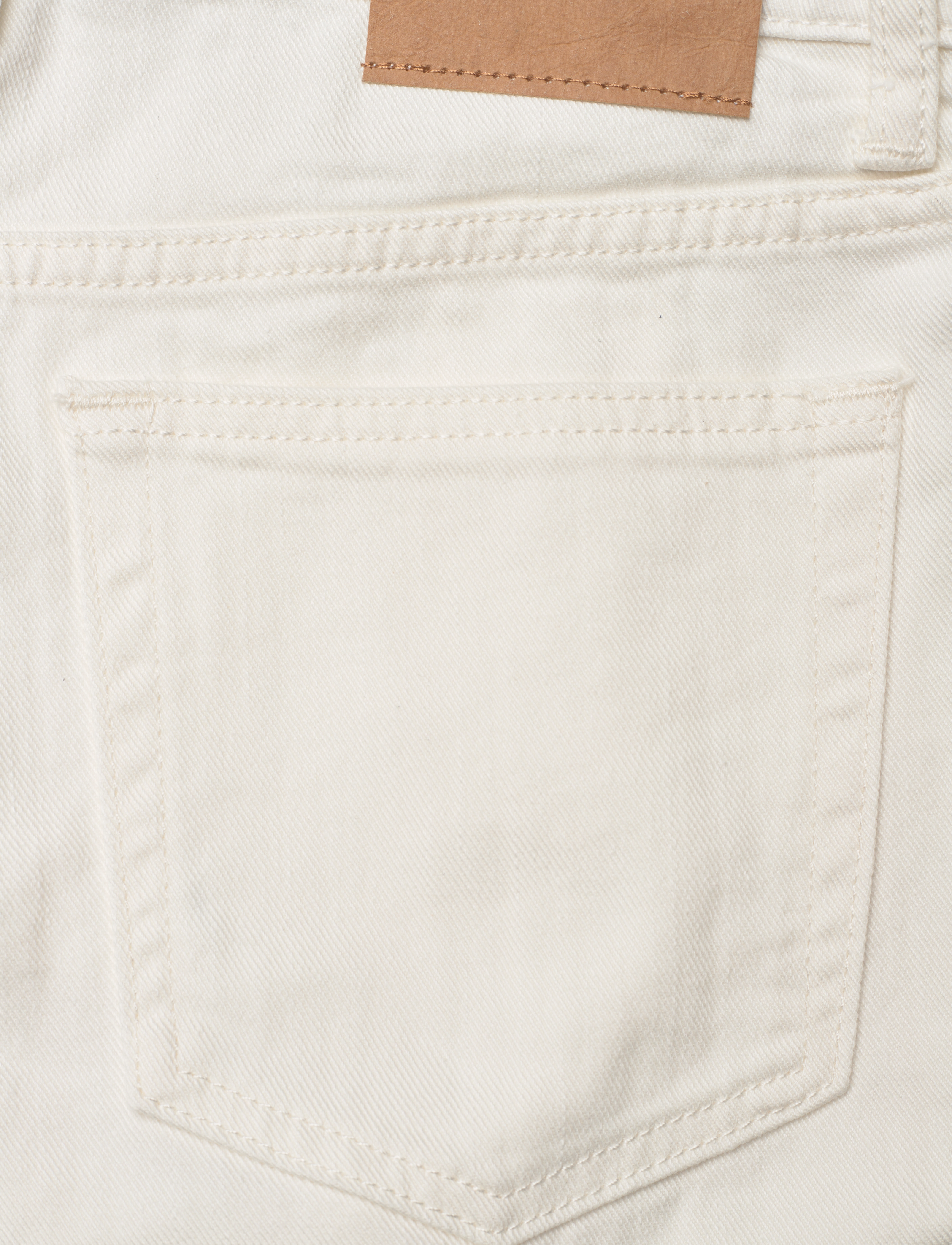 GANT - WHITE DENIM SHORTS - eggshell - 4