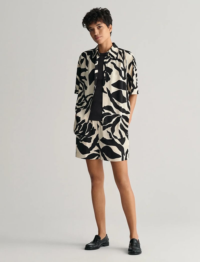 GANT - REL PALM PRINT PULL ON SHORTS - casual korte broeken - soft oat - 5