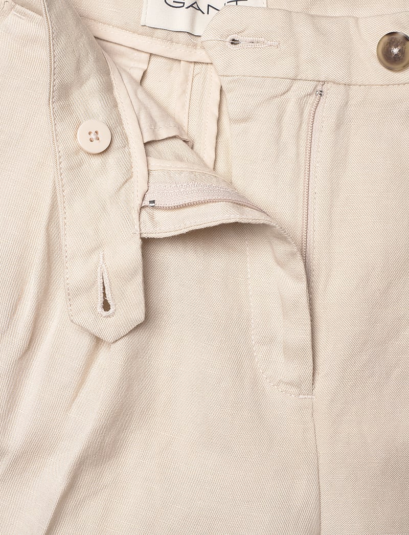 GANT - TAILORED LINEN SHORTS - leinen-shorts - putty - 3
