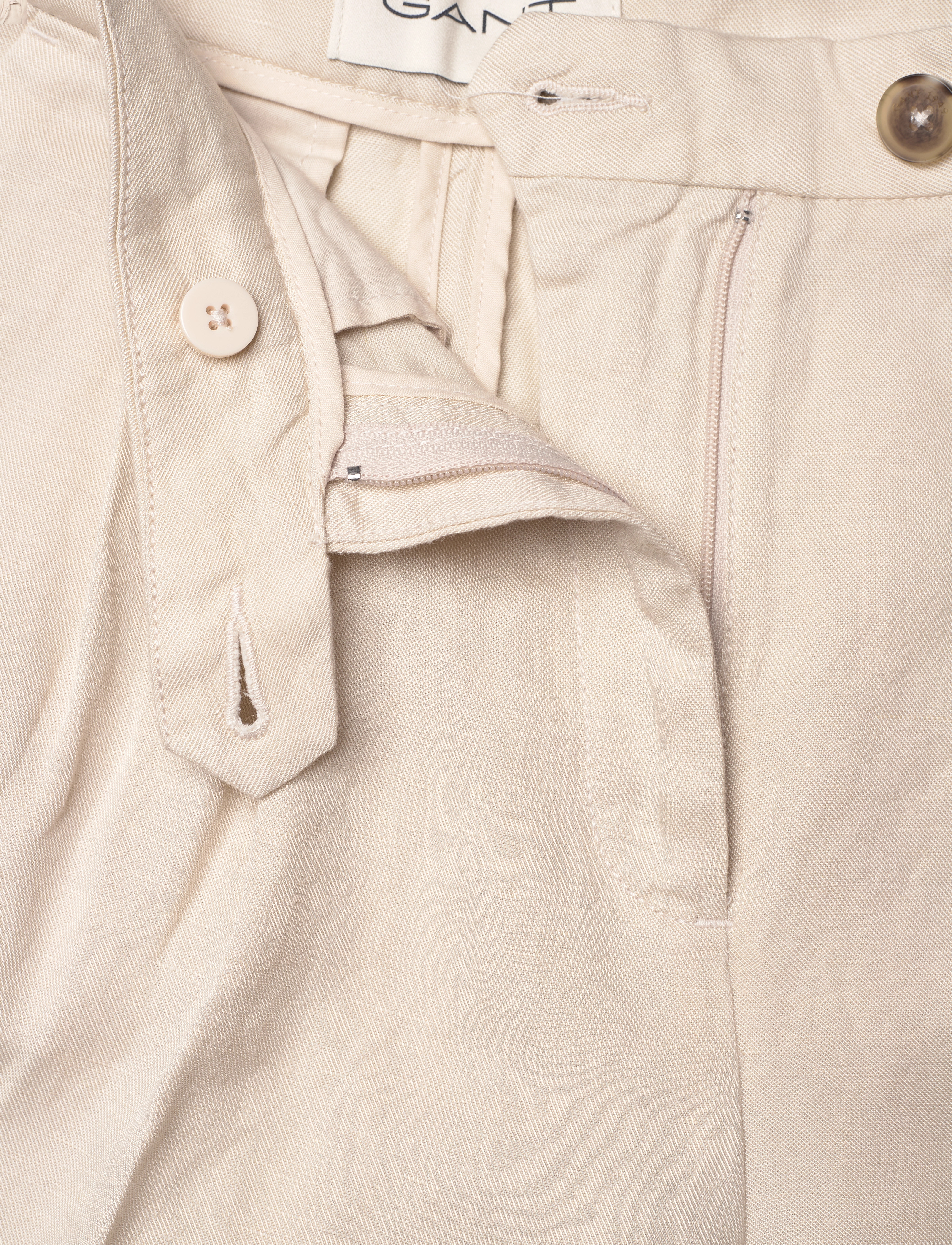 Gant - TAILORED LINEN SHORTS - linased lühikesed püksid - putty - 3