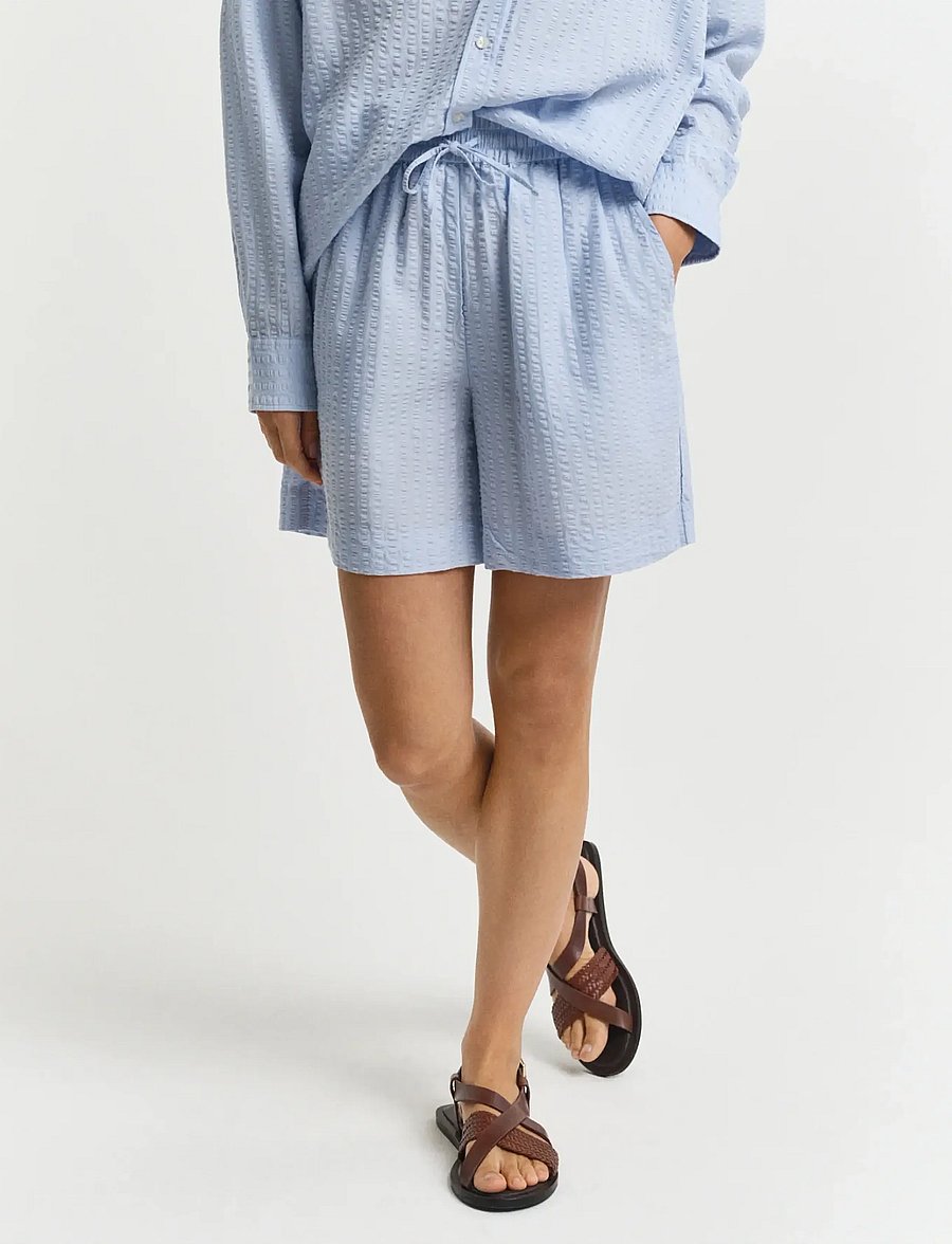 Gant - TONAL STRIPED SEERSUCKER SHORTS - casual shorts - fresh blue - 4