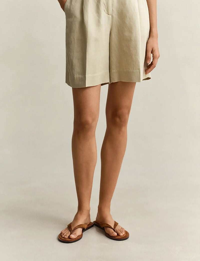GANT - TAILORED LINEN BLEND SHORTS - leinen-shorts - oat beige - 3
