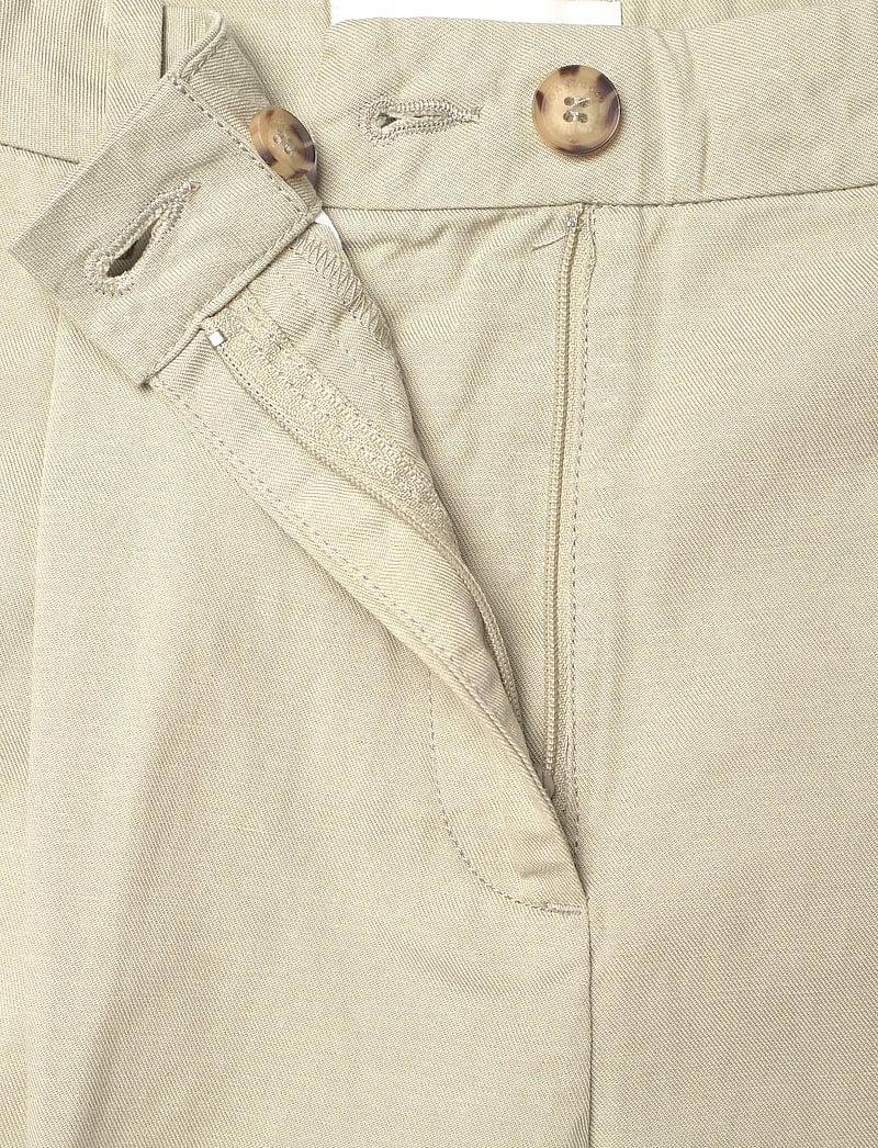 GANT - TAILORED FLUID SHORTS - chino-shorts - country beige - 3