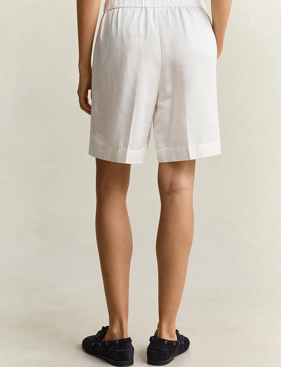Gant - LINEN BLEND PULL ON SHORTS - linased lühikesed püksid - eggshell - 2