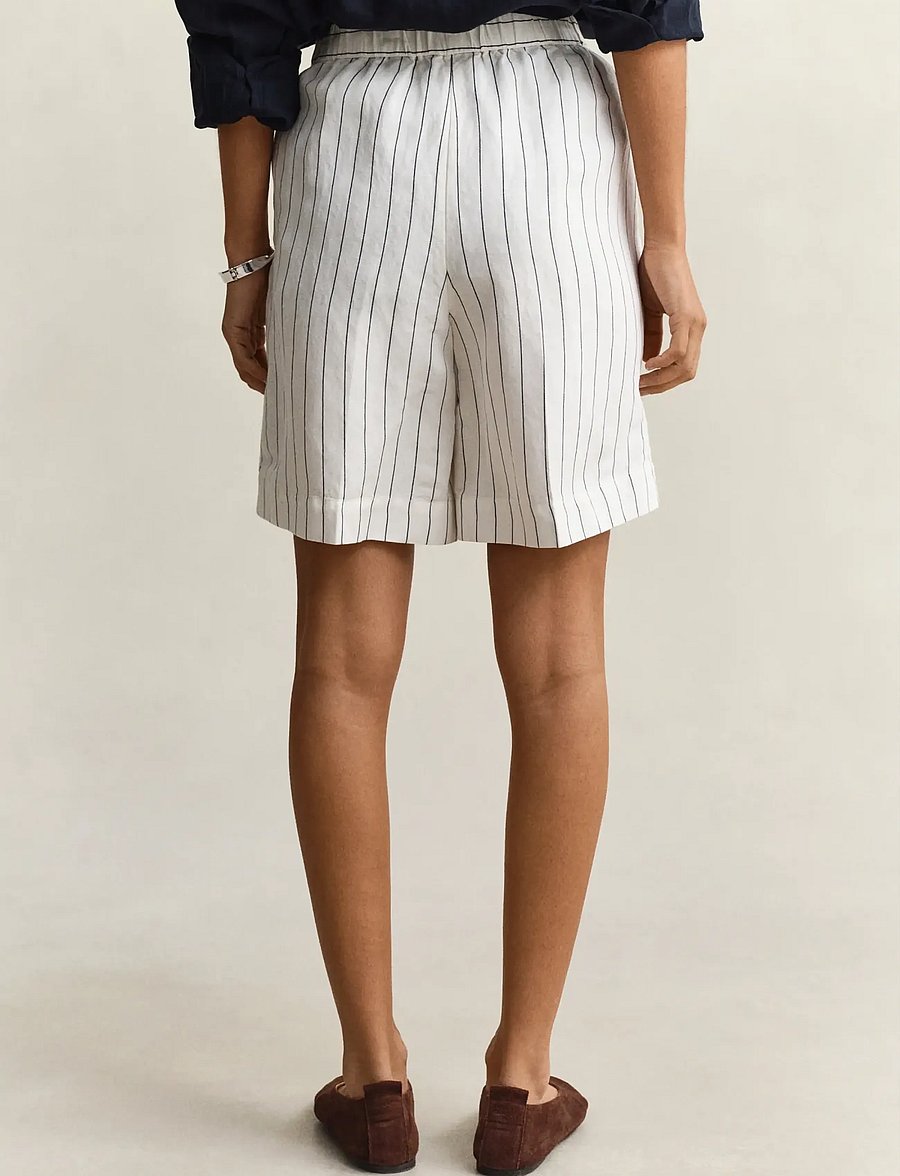 Gant - STRIPED LINEN BLEND PULL ON SHORTS - linased lühikesed püksid - eggshell - 2