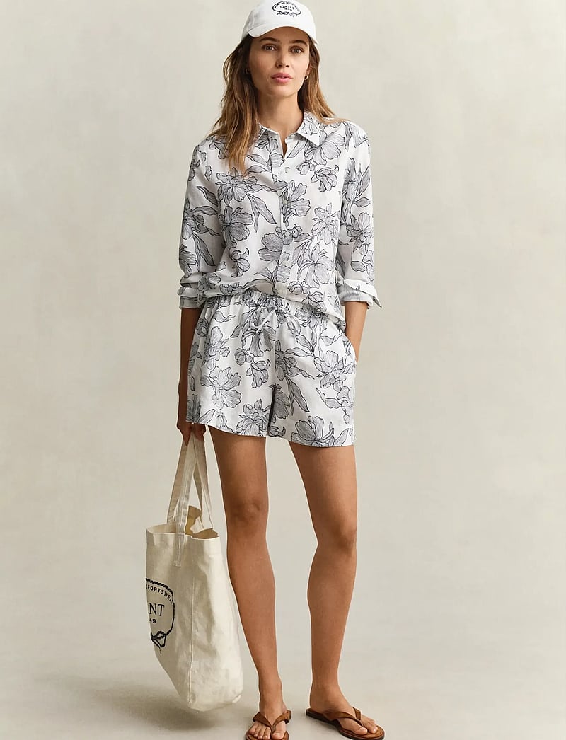 GANT - FLORAL PRINT LINEN PULL ON SHORTS - linased lühikesed püksid - evening blue - 0