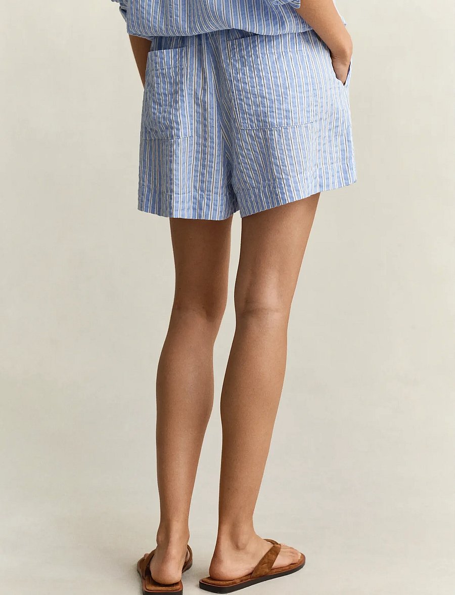Gant - STRIPE SEERSUCKER SHORTS - casual shorts - hydrangea blue - 2