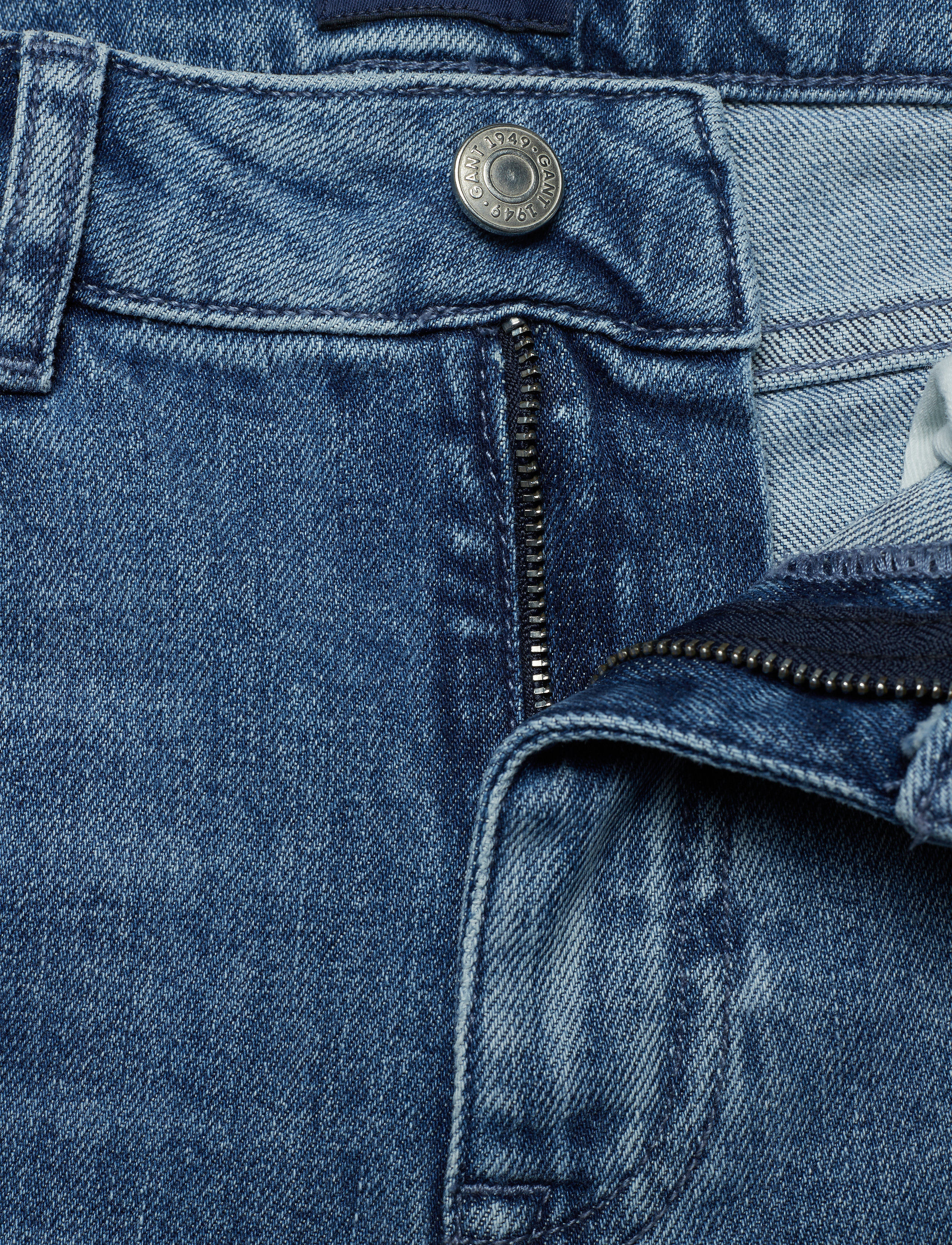 GANT - D1. SLIM BLUE CAPRI DENIM - light blue worn in - 3