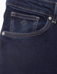 GANT - FARLA SUPER STRETCH JEANS - džinsa bikses ar taisnām starām - dark blue broken in - 3