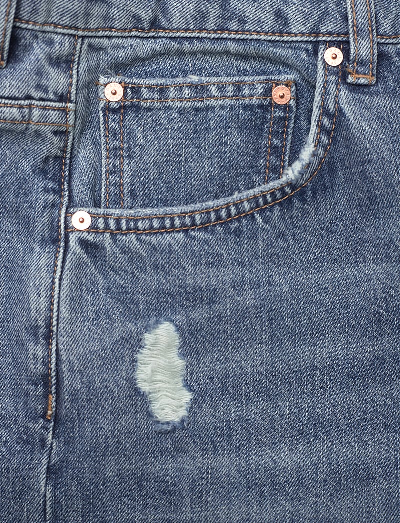 GANT - D2. HW RELAXED STRAIGHT RIP JEANS - hosen mit weitem bein - mid blue vintage - 2