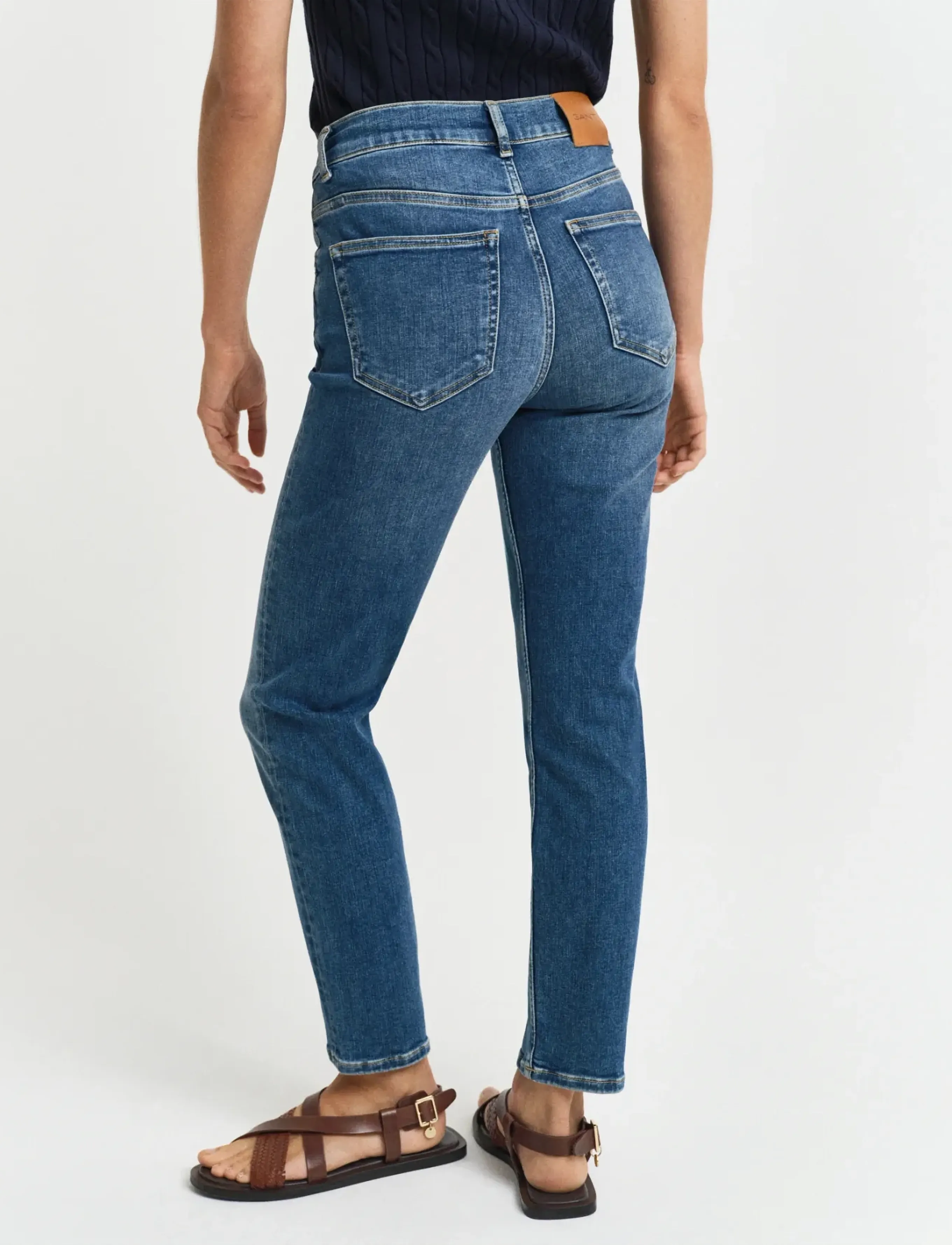 Gant - CROPPED SLIM STRETCH JEANS - slim-fit-jeans - mid blue worn in - 3