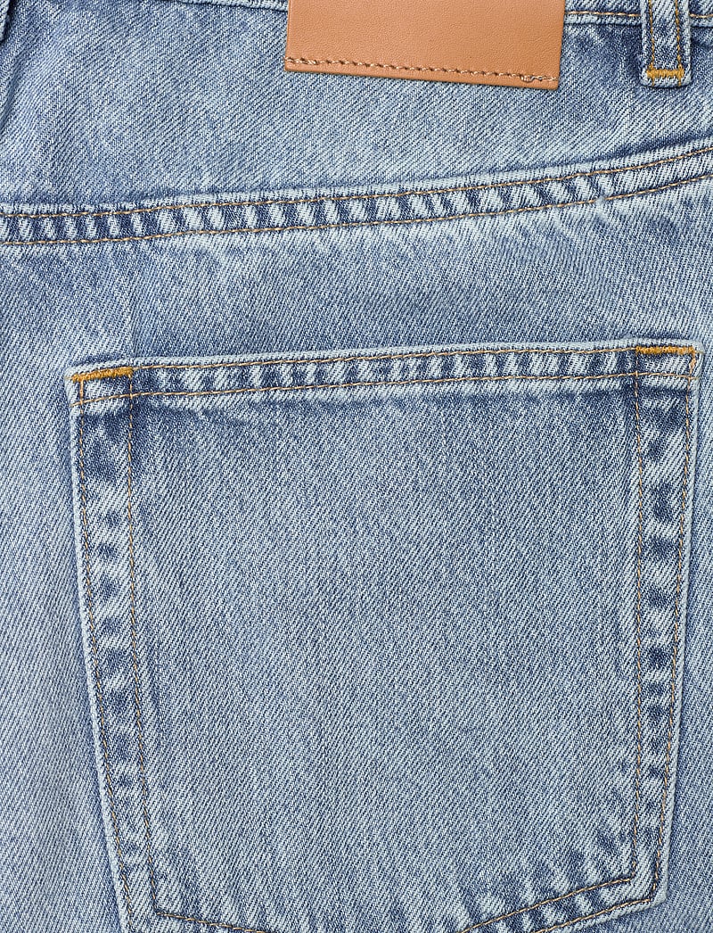 GANT - REL STRAIGHT JEANS - sirge säärega teksad - semi light blue broken in - 4