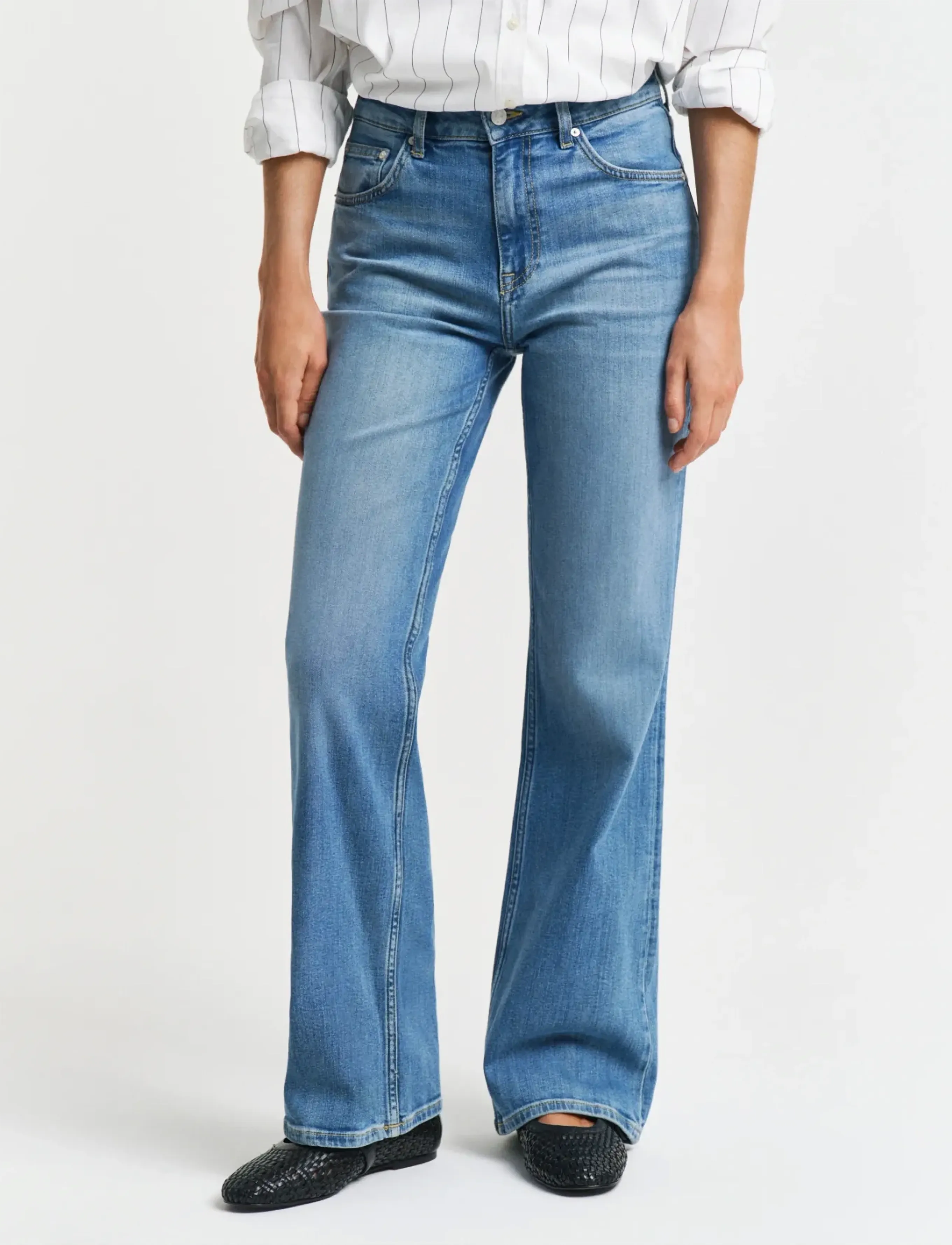 Gant SLIM FLARE JEANS - Jeans - SEMI LIGHT BLUE BROKEN IN / blue