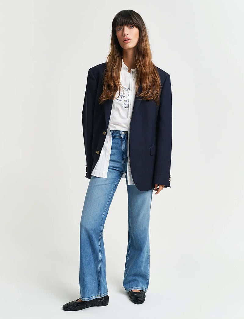 GANT - SLIM FLARE JEANS - bootcut jeans - semi light blue broken in - 5