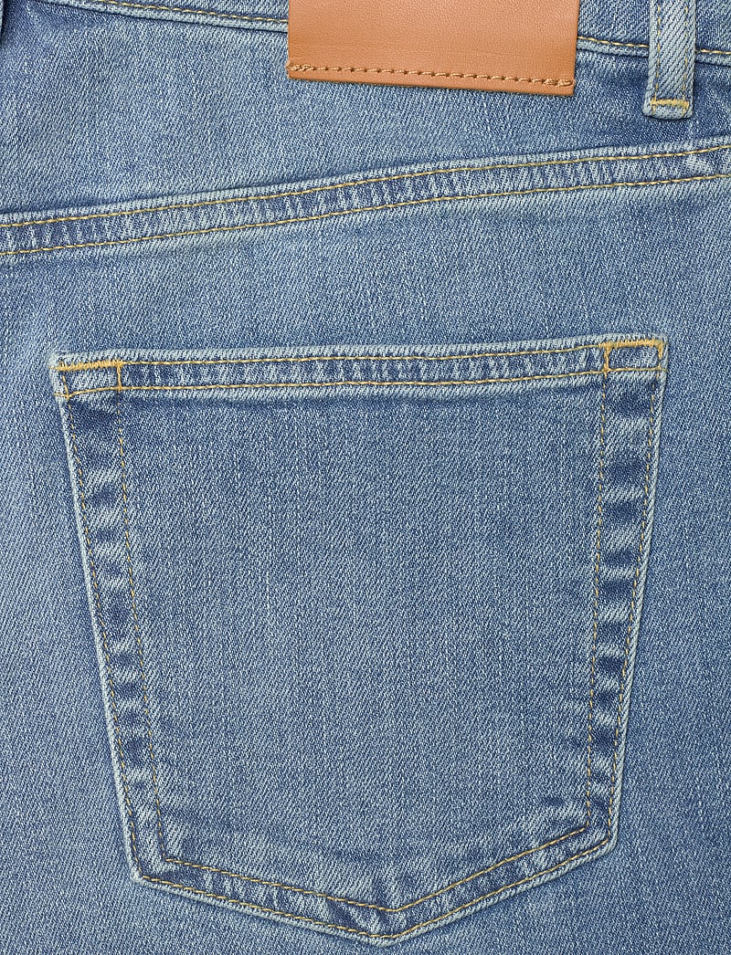 GANT - SLIM FLARE JEANS - bootcut jeans - semi light blue broken in - 4