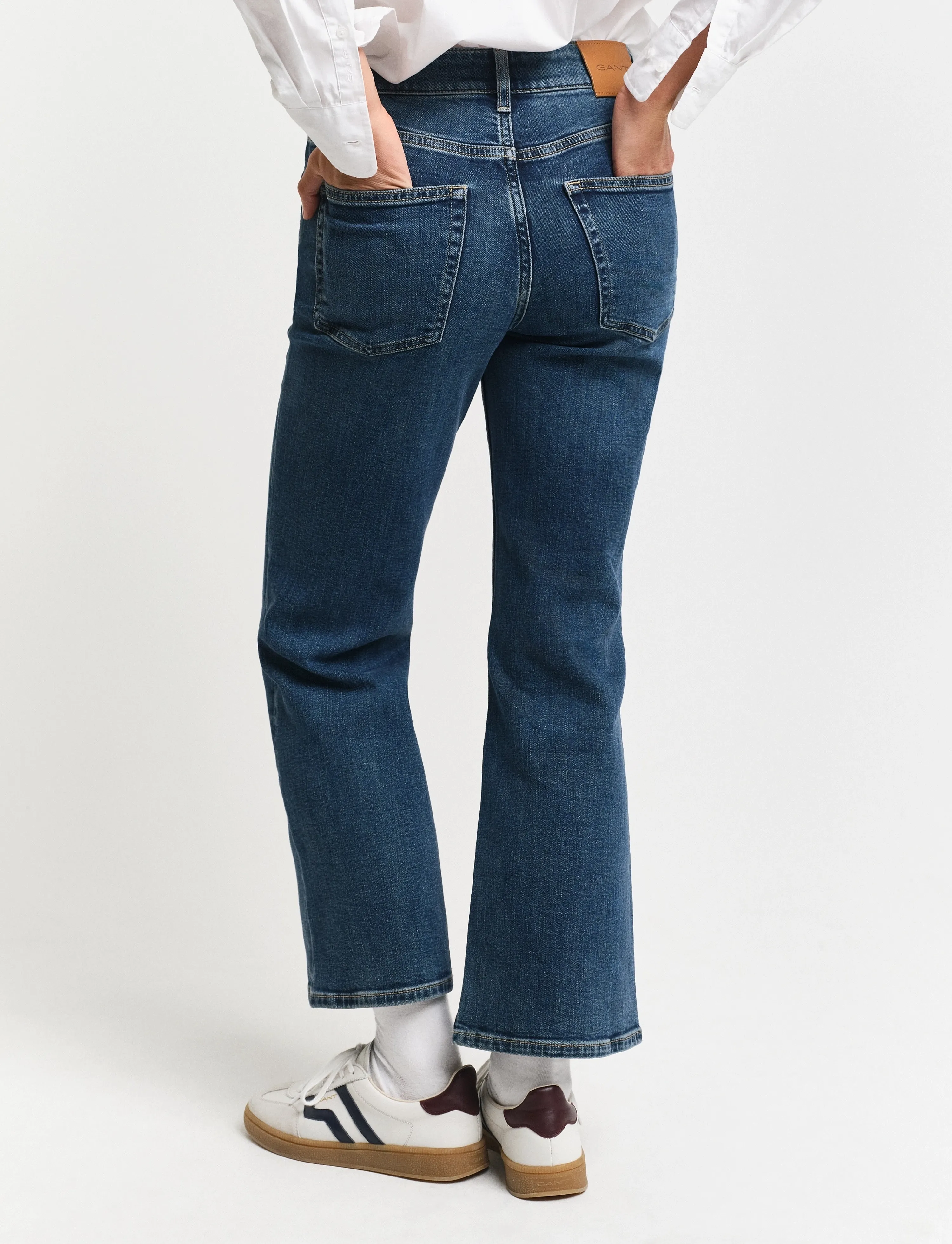 Gant - CROPPED KICK FLARE DENIM - flared jeans - dark blue vintage - 3