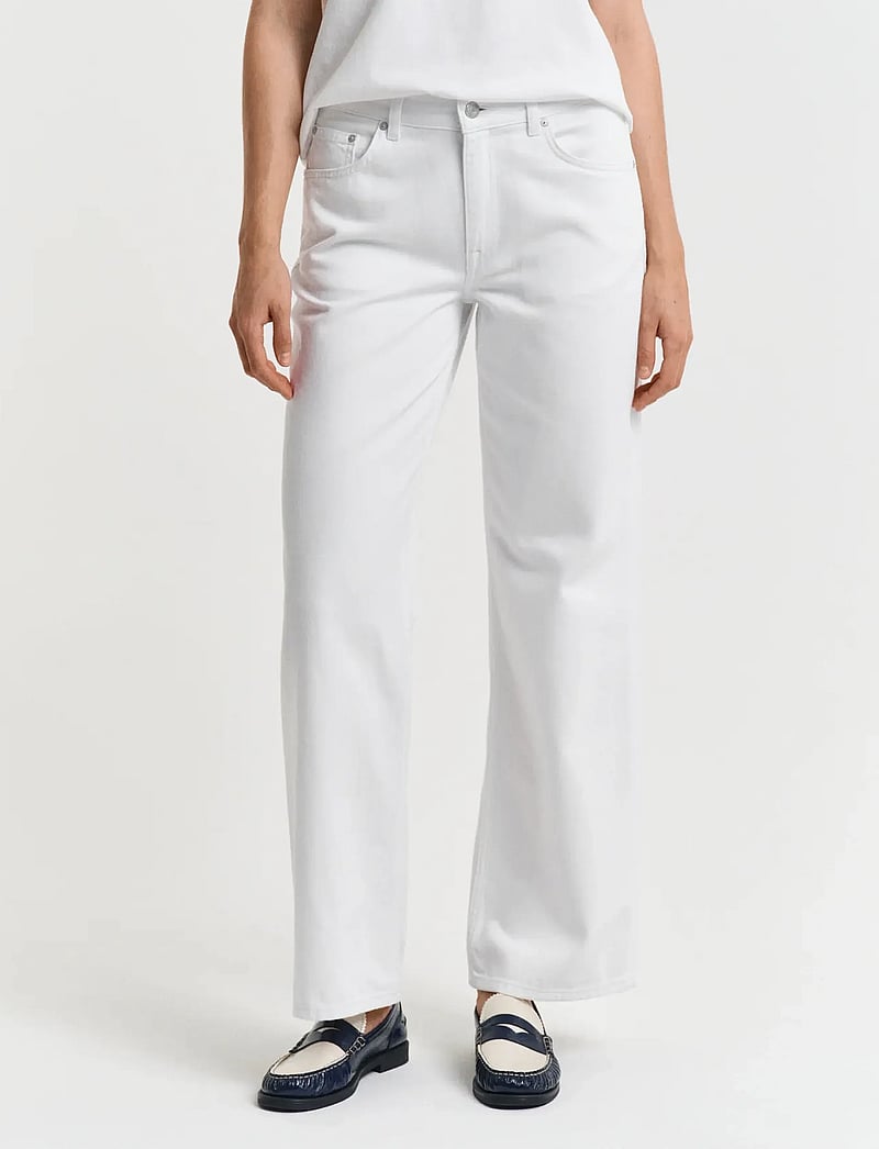 GANT - REL STRAIGHT WHITE JEANS - wide leg jeans - eggshell - 4