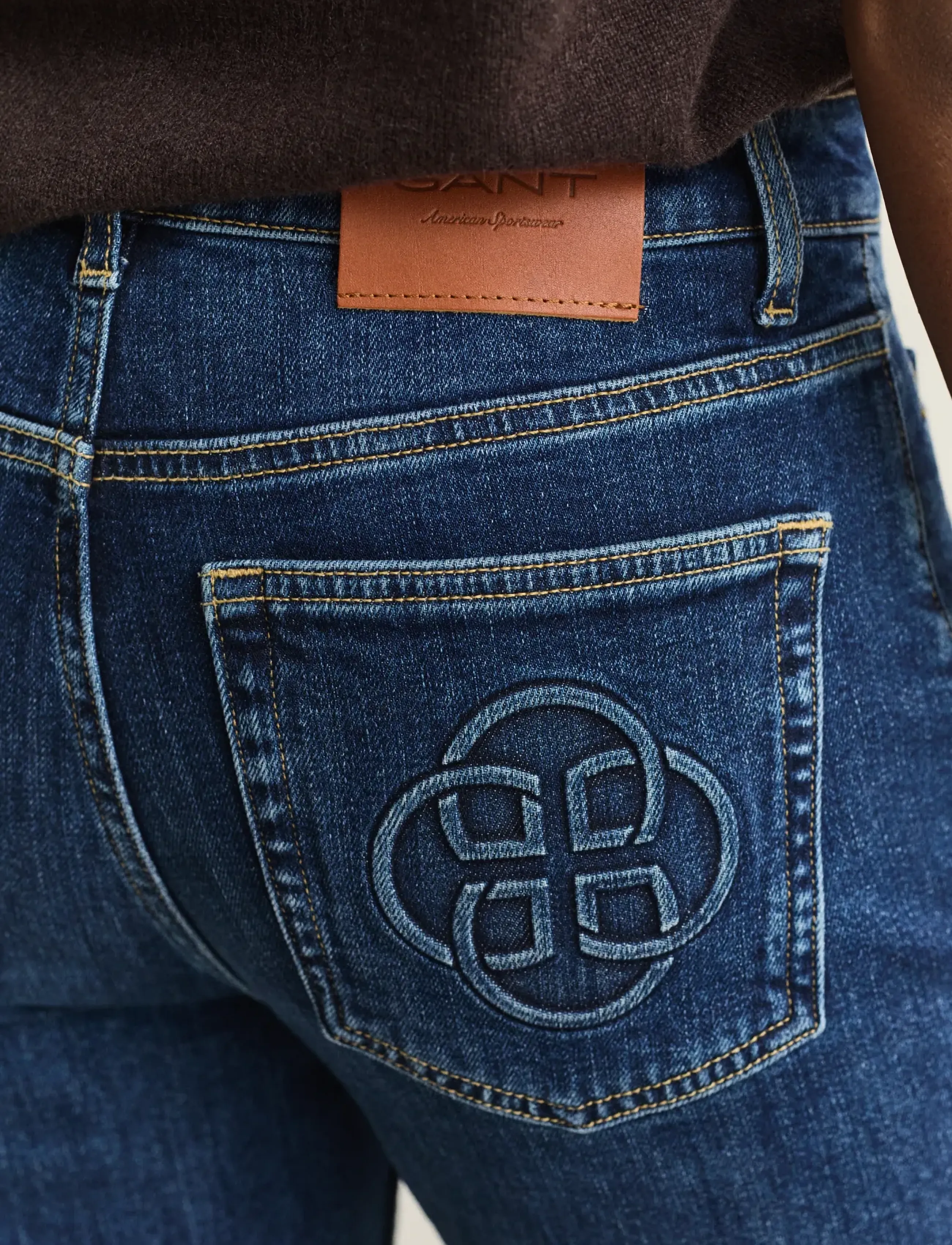 Gant SLIM FLARE MONOGRAM JEANS - Sirged teksad - DARK BLUE WORN IN / blue