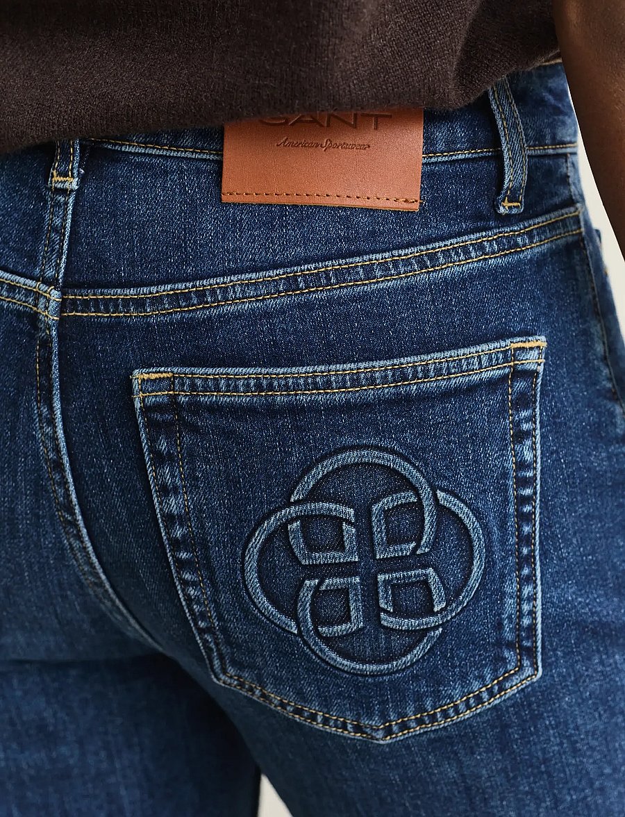 Gant - SLIM FLARE MONOGRAM JEANS - schlaghosen - dark blue worn in - 0