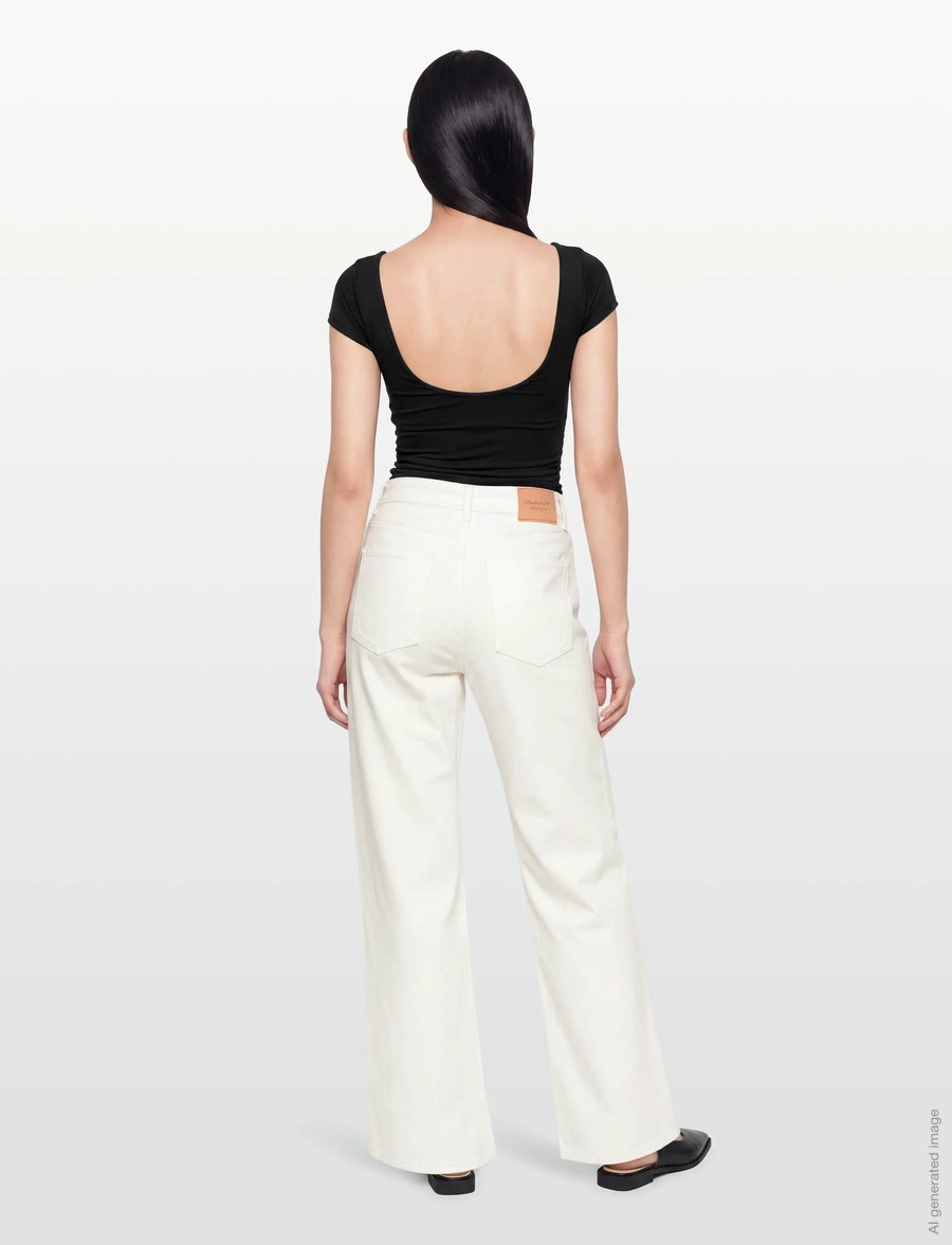 Gant - CROPPED RELAXED JEANS - hosen mit weitem bein - eggshell - 4