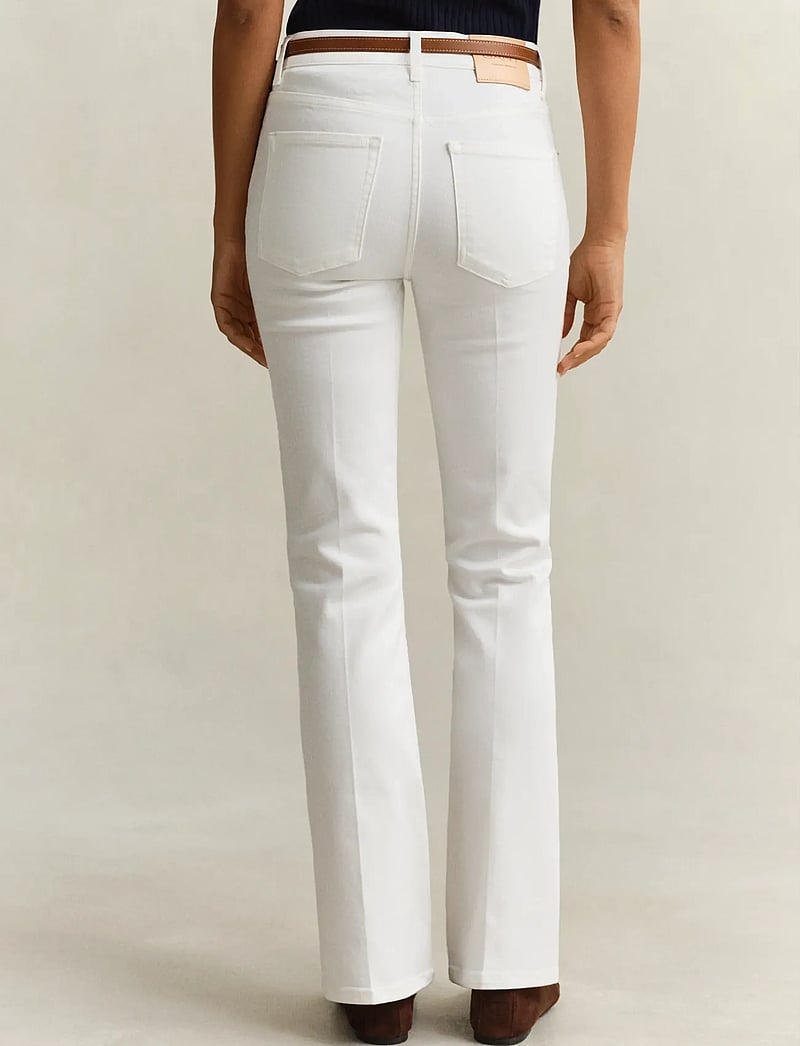 GANT - SLIM FLARE STRETCH JEANS - alt eriti laia säärega teksad - eggshell - 2
