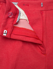 GANT - D1. TP JERSEY PIQUE CIG. PANTS - tailored trousers - lava red - 3